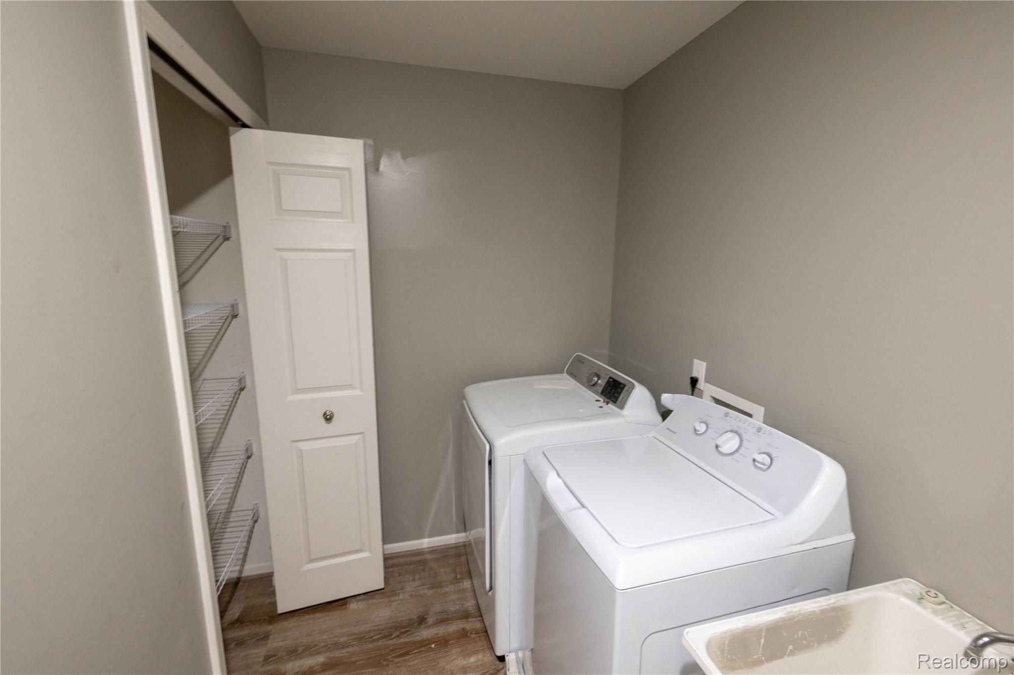 16066 Morningside Property Photo 11