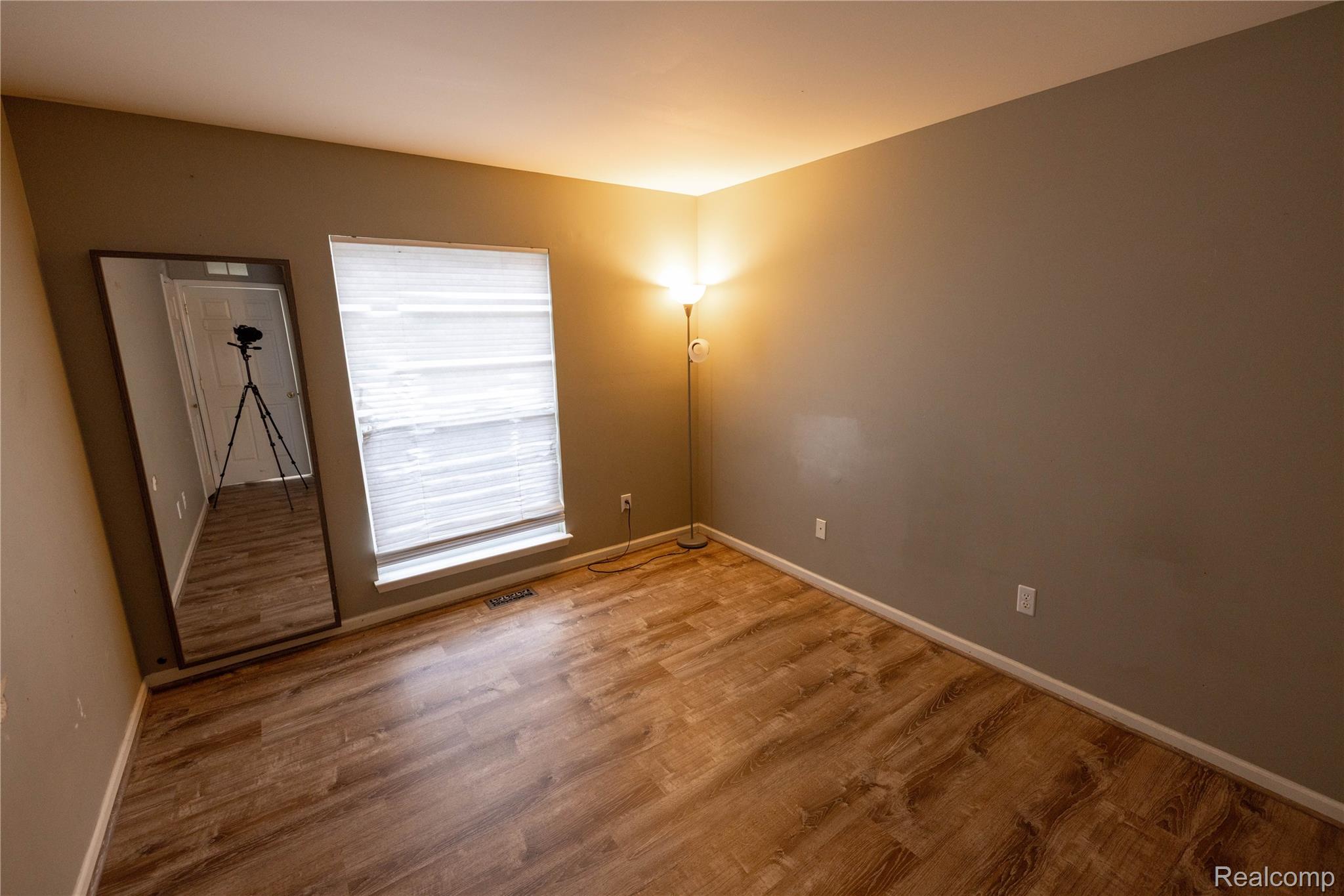 16066 Morningside Property Photo 12