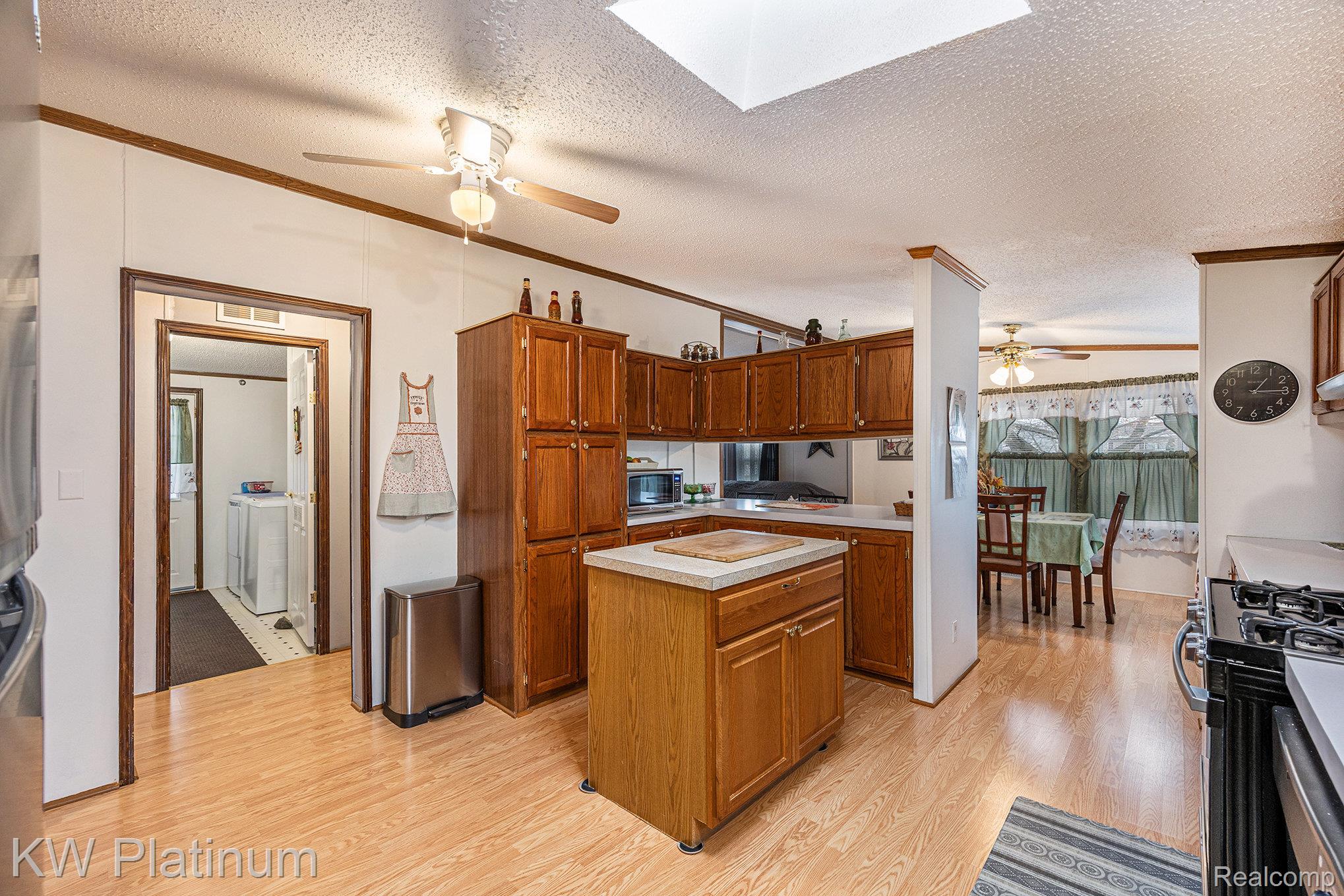 8042 Harbour Drive Property Photo 6