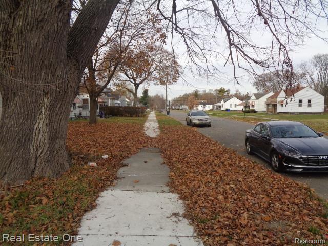 19987 Carrie Street Property Photo 33