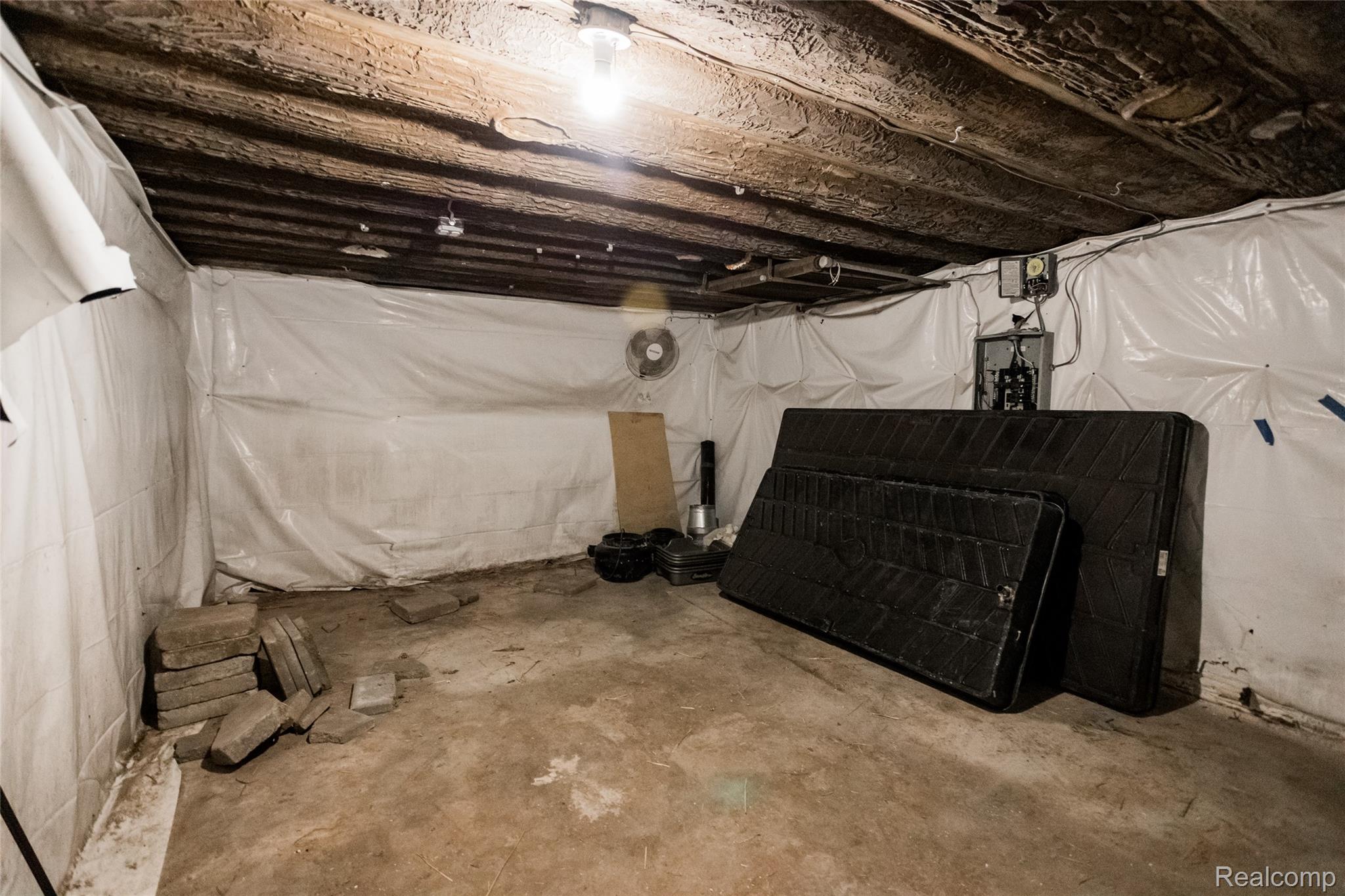 16766 Greenlawn Street Property Photo 35