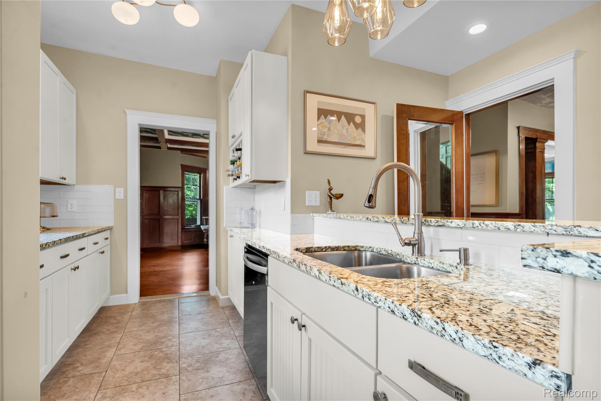 658 Longfellow Street Property Photo 22