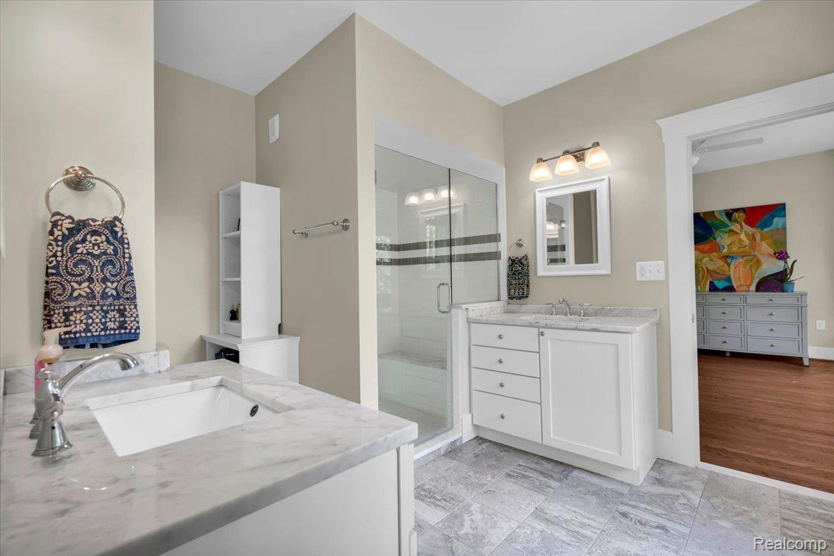 658 Longfellow Street Property Photo 44