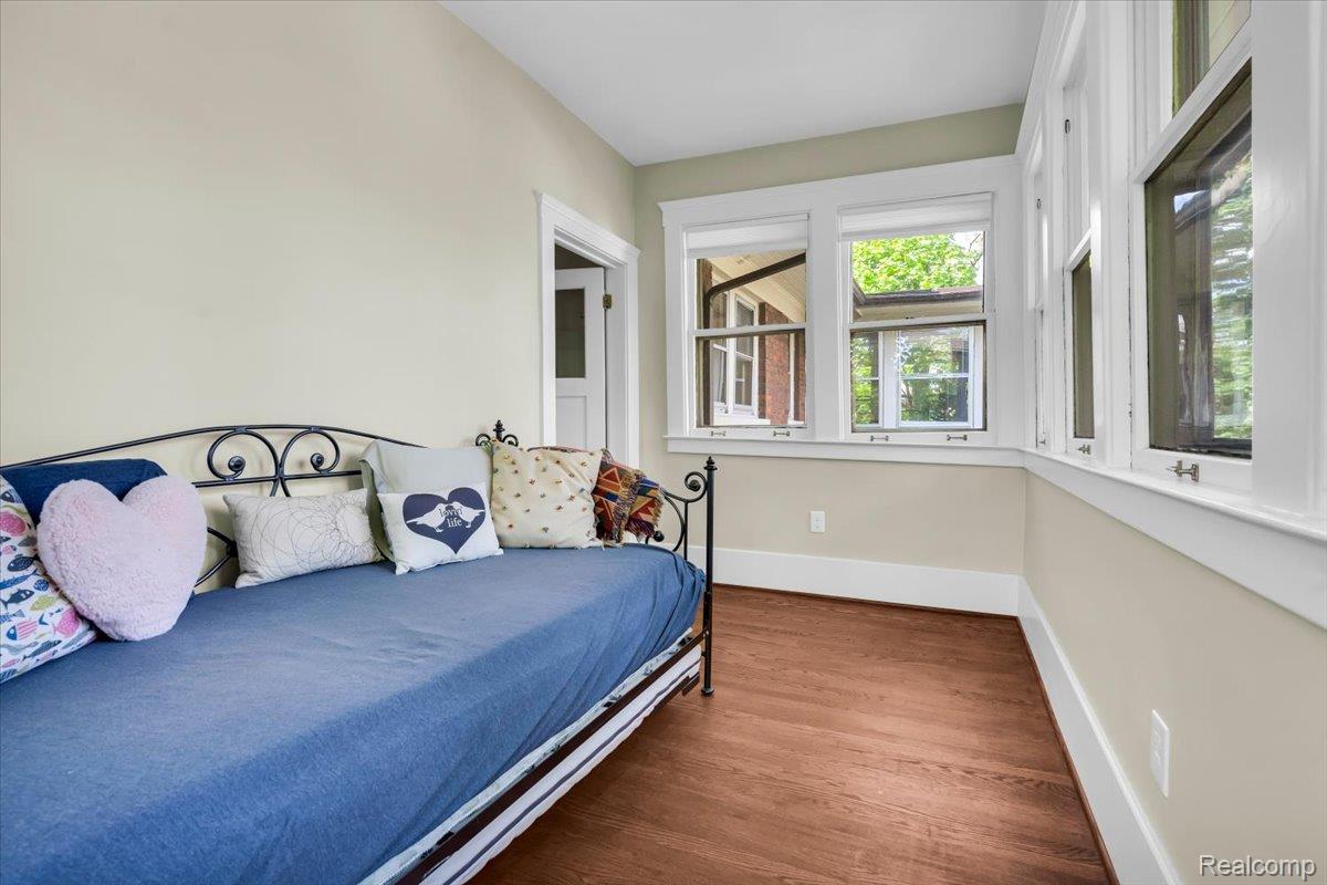 658 Longfellow Street Property Photo 52