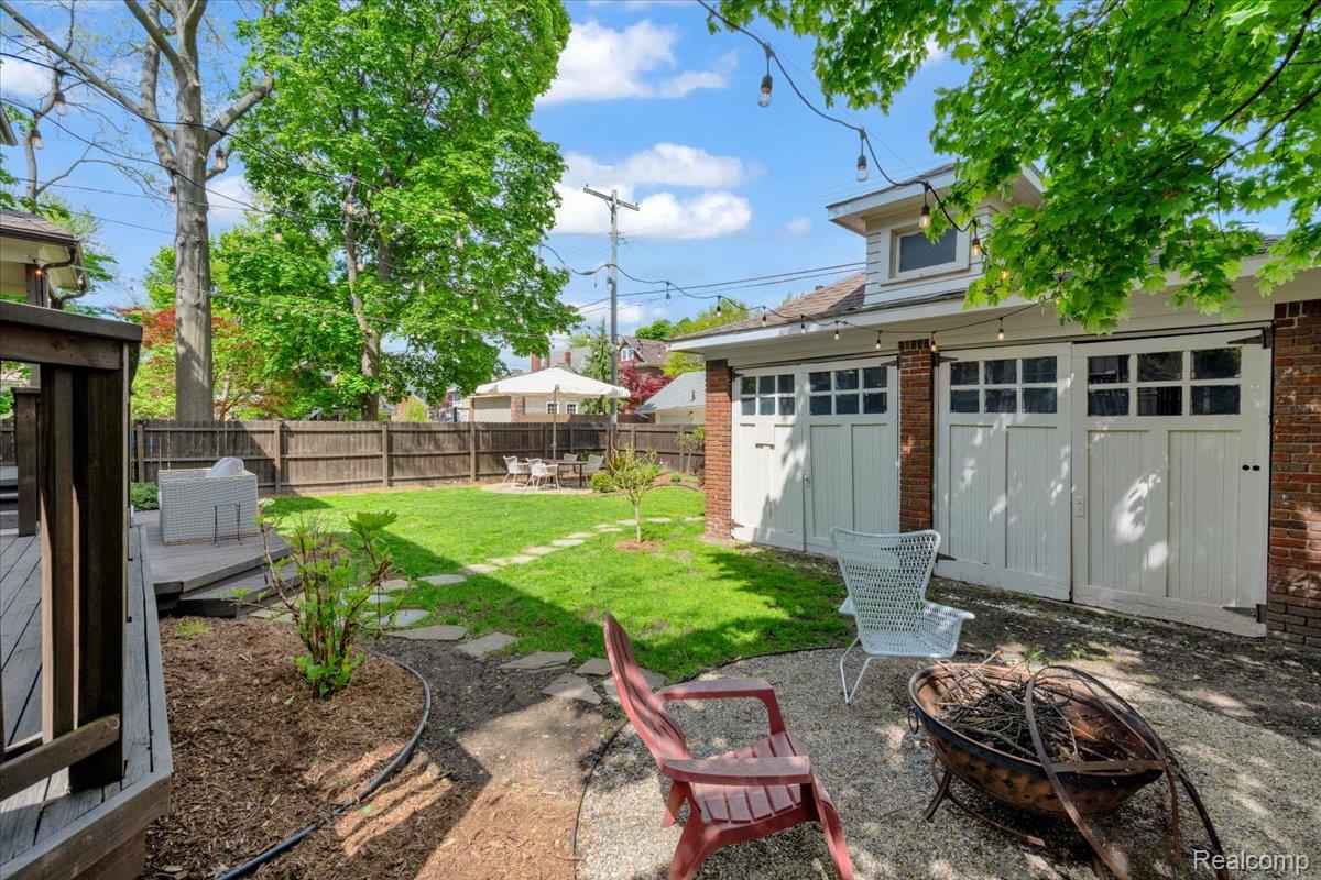 658 Longfellow Street Property Photo 70