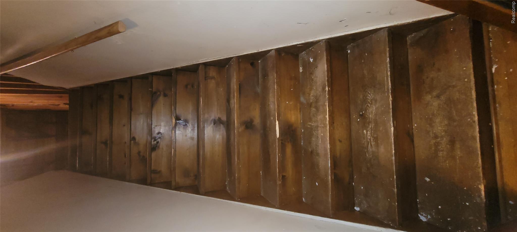 16660 Whitcomb Street Property Photo 27