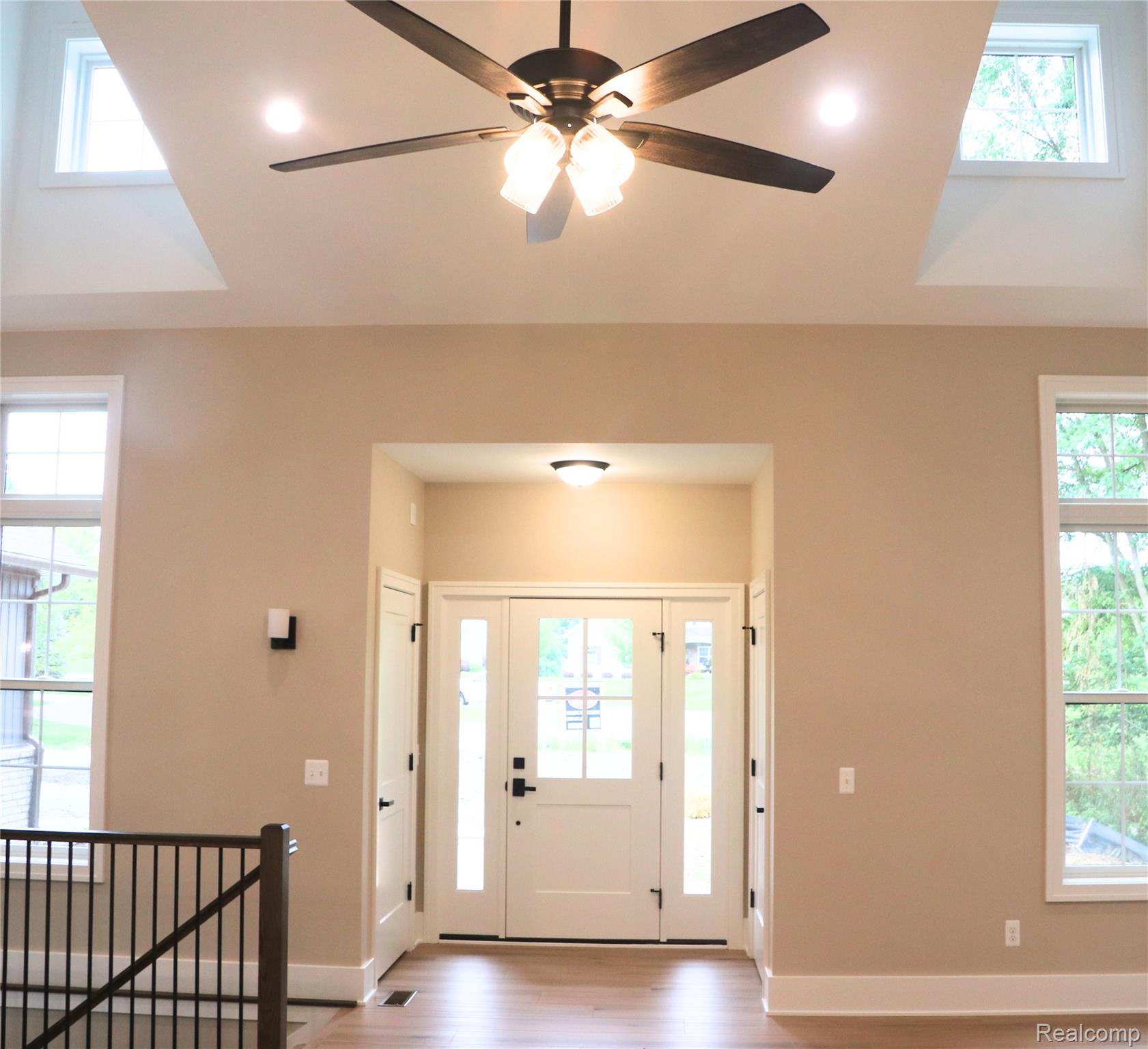 7877 Donegal Court Property Photo 4