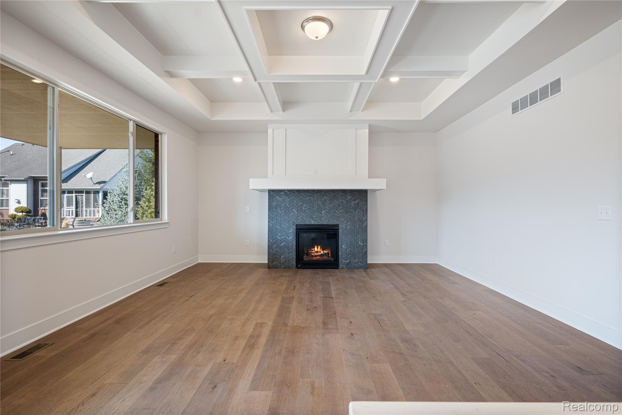7110 Dryden Road Property Photo 15