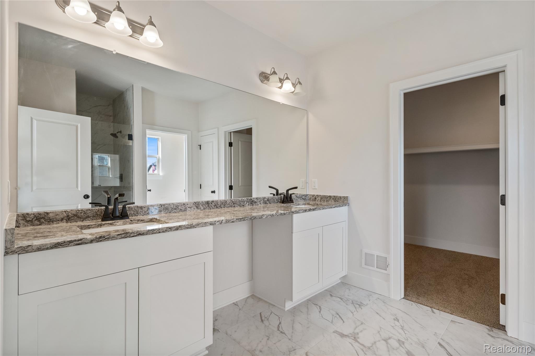 7110 Dryden Road Property Photo 32