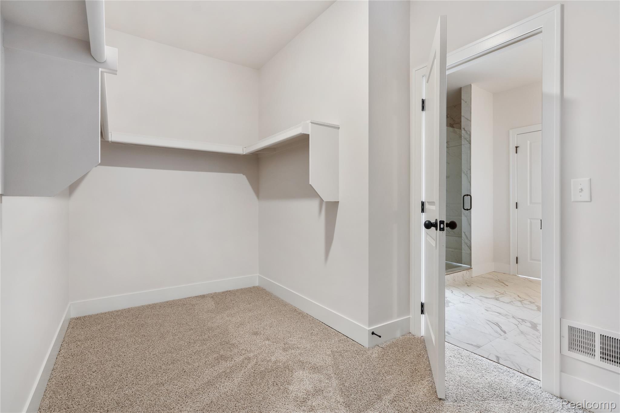 7110 Dryden Road Property Photo 37