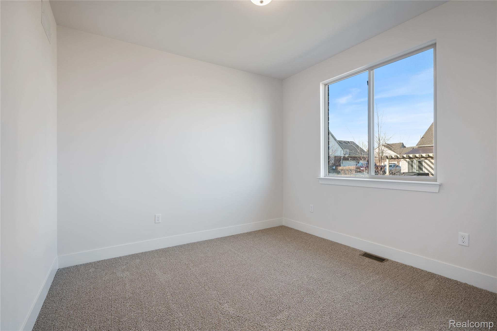 7110 Dryden Road Property Photo 43
