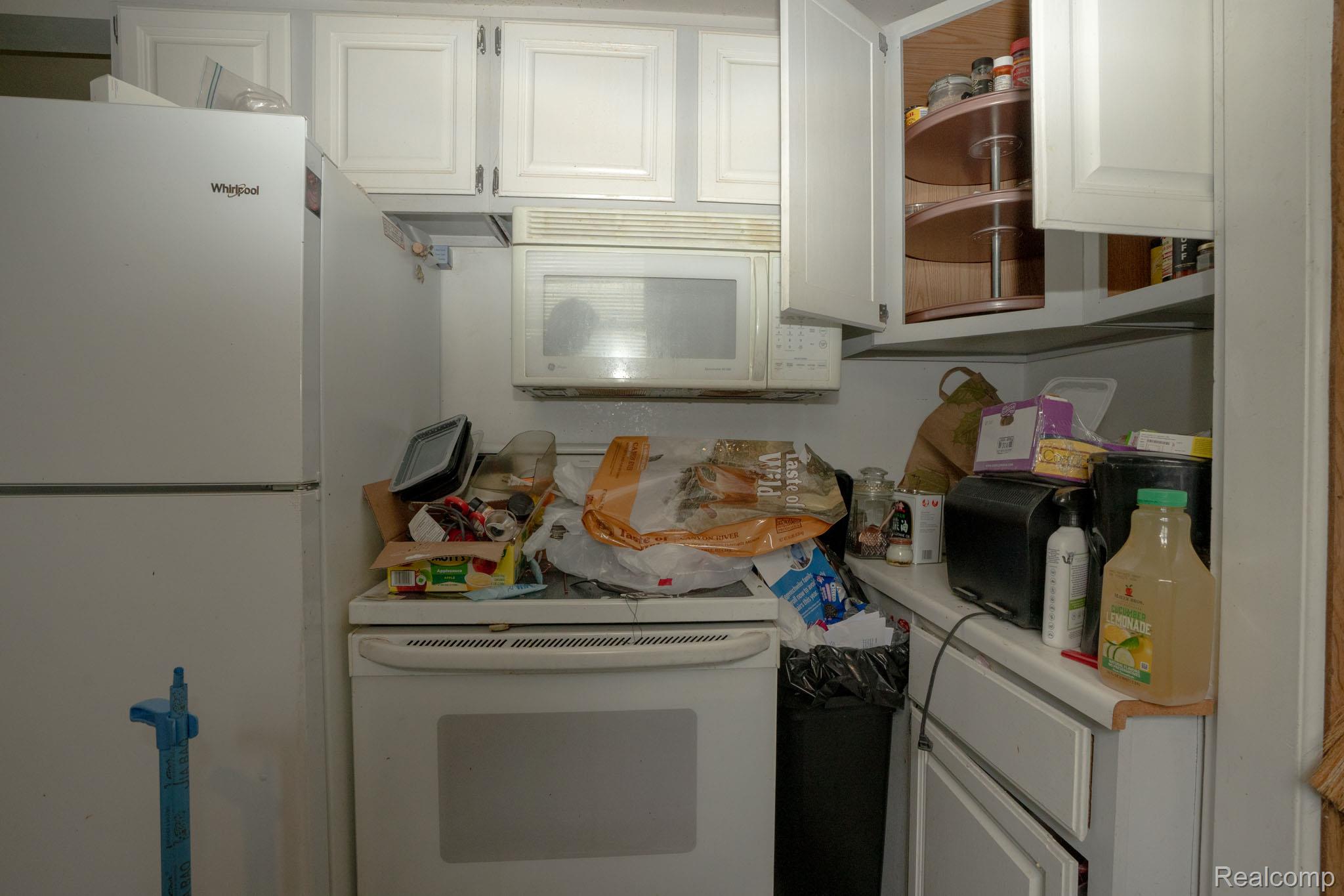 23011 Normandy Avenue Property Photo 5