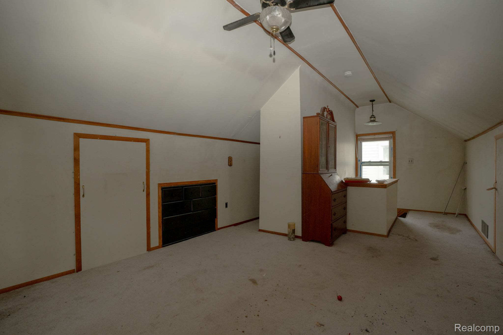 23011 Normandy Avenue Property Photo 8