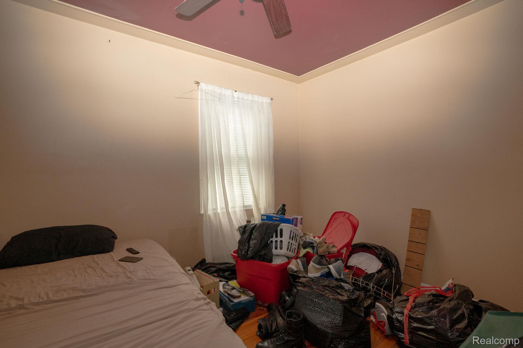 23011 Normandy Avenue Property Photo 10