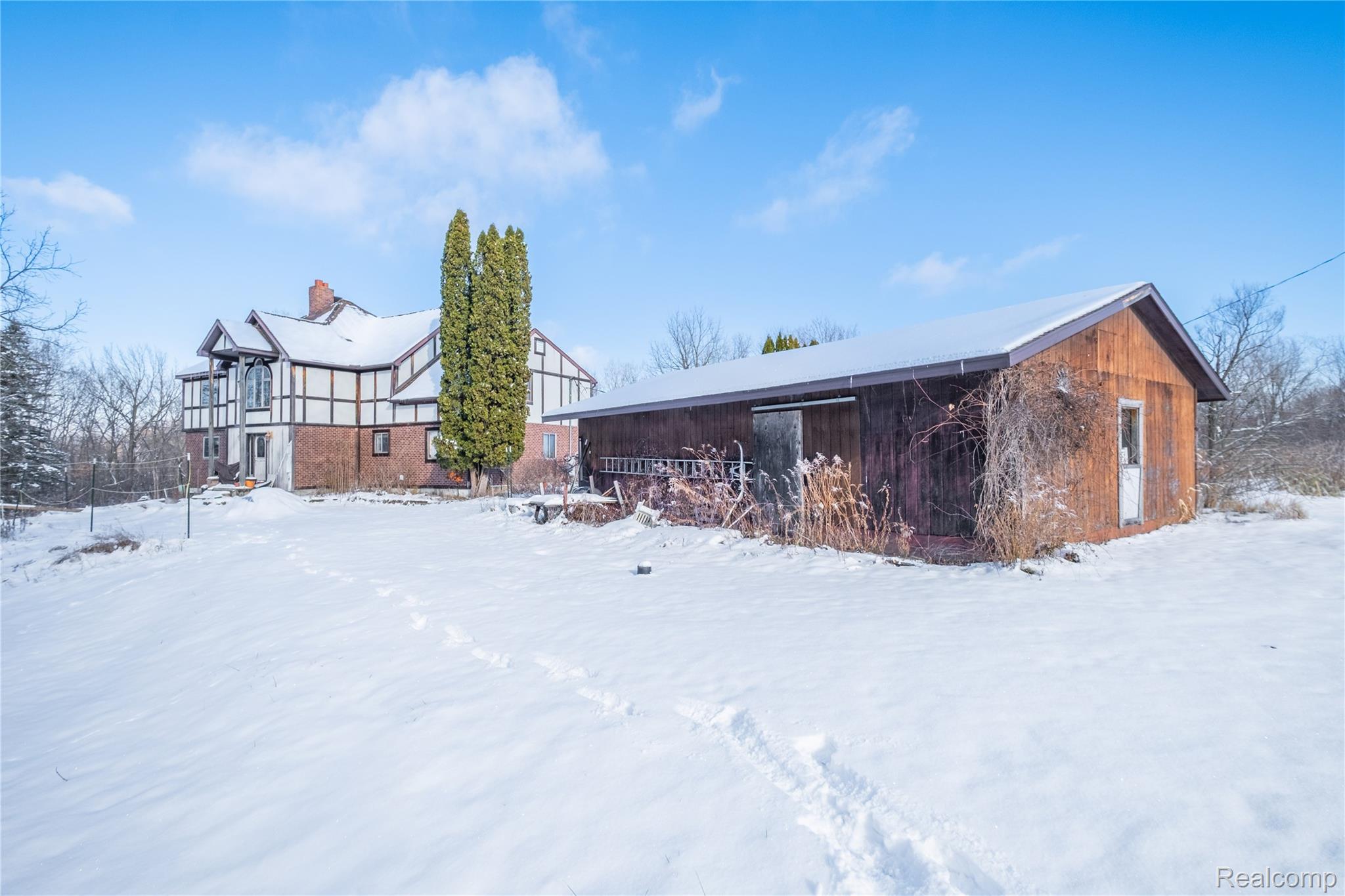 1191 Gage Road Property Photo 12