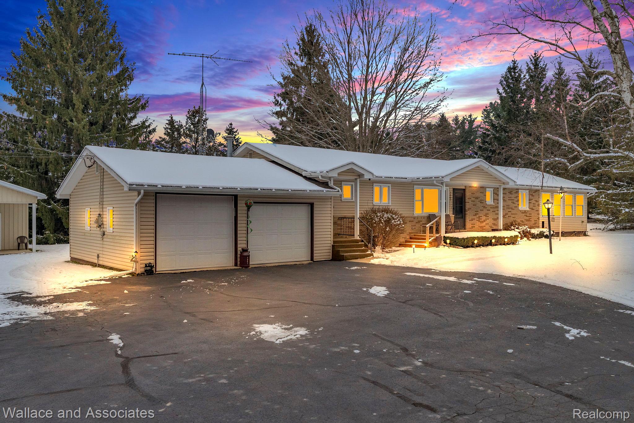 7907 Brockway Road Property Photo 1