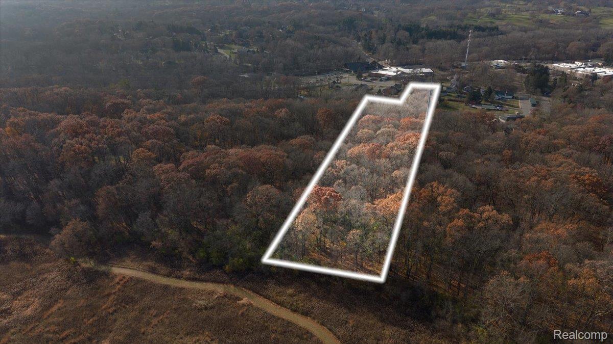 00 Collins Property Photo 3