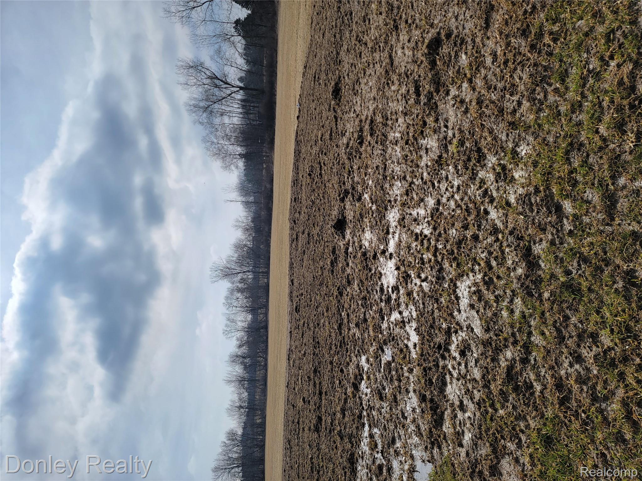6750 Lanway Road Property Photo 2