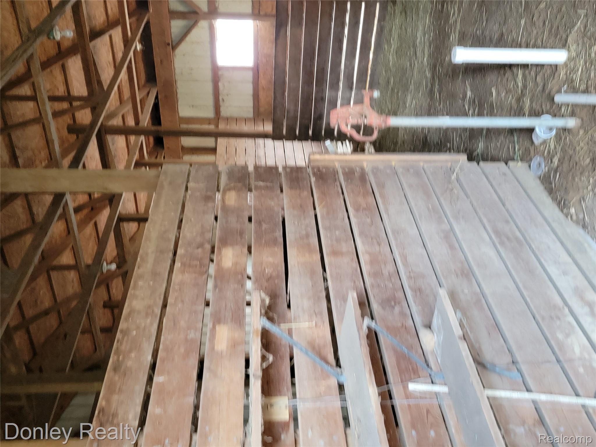6750 Lanway Road Property Photo 12