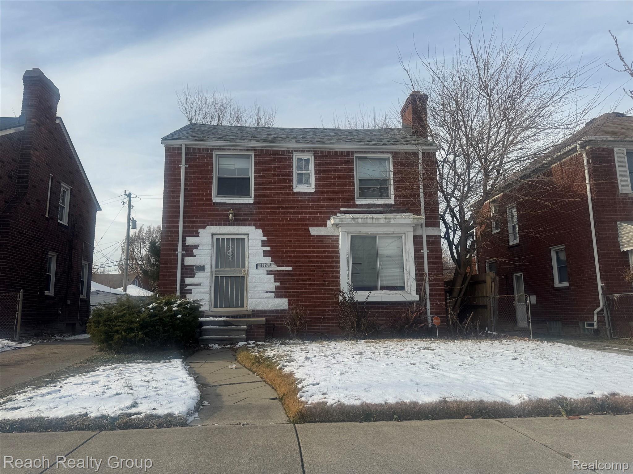 11243 Lansdowne Street Property Photo 1