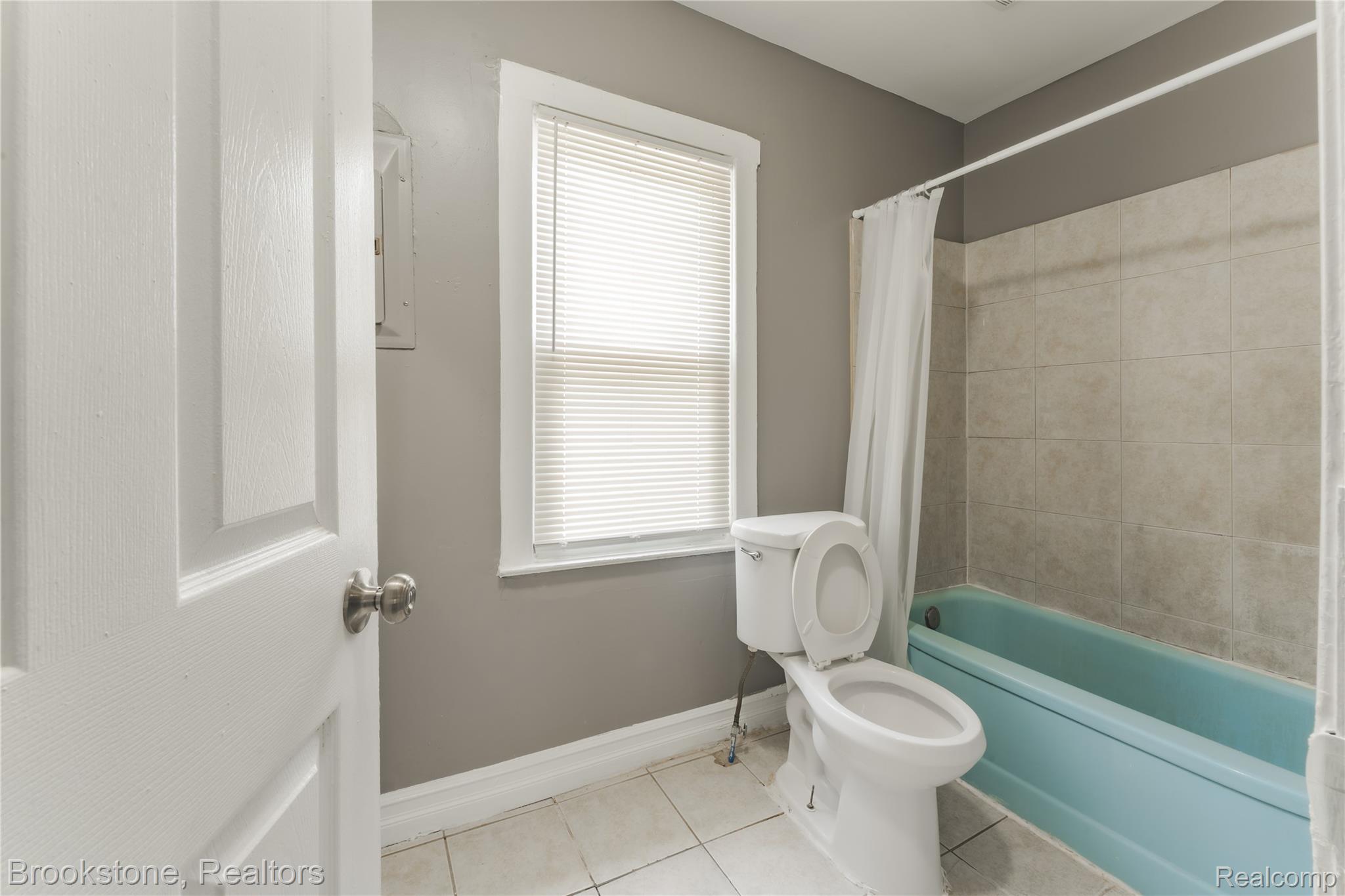 744 Saint Clair Street Property Photo 19