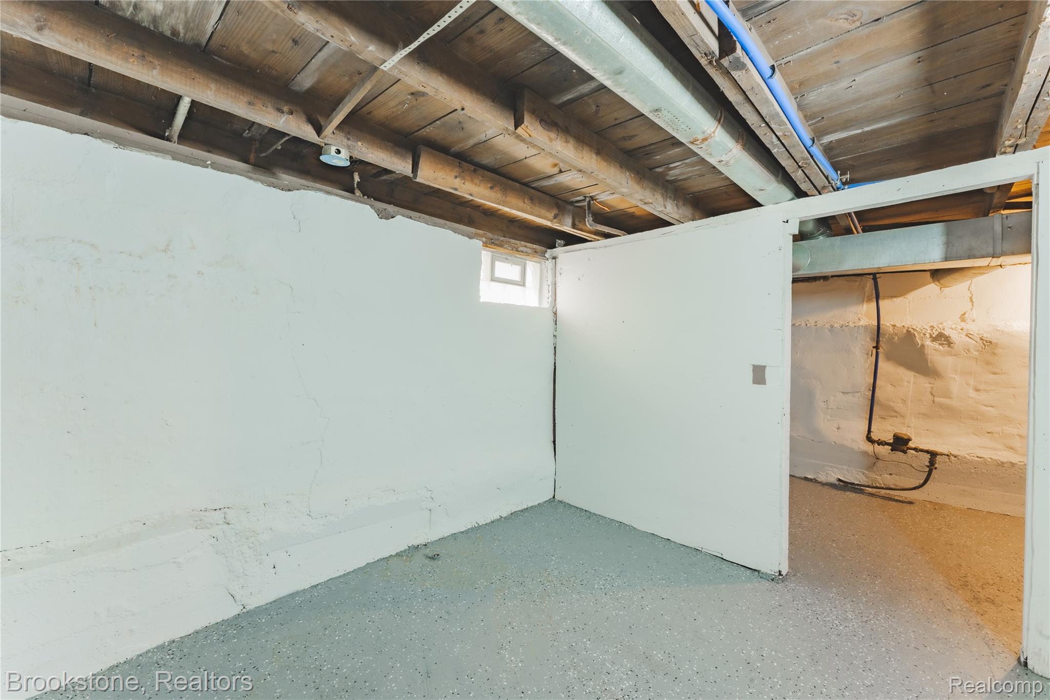 744 Saint Clair Street Property Photo 21