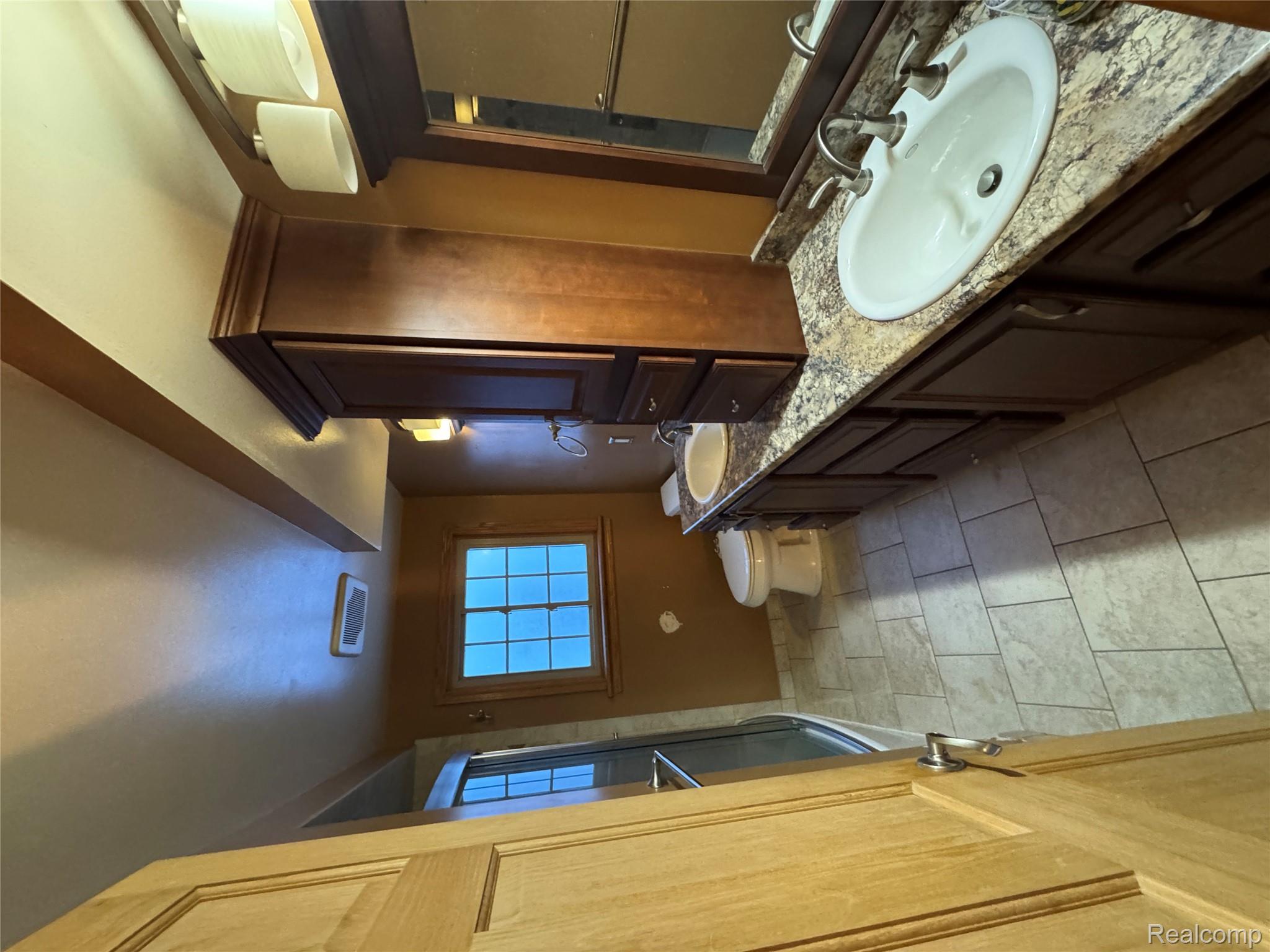 4411 Bloomfield Drive Property Photo 14