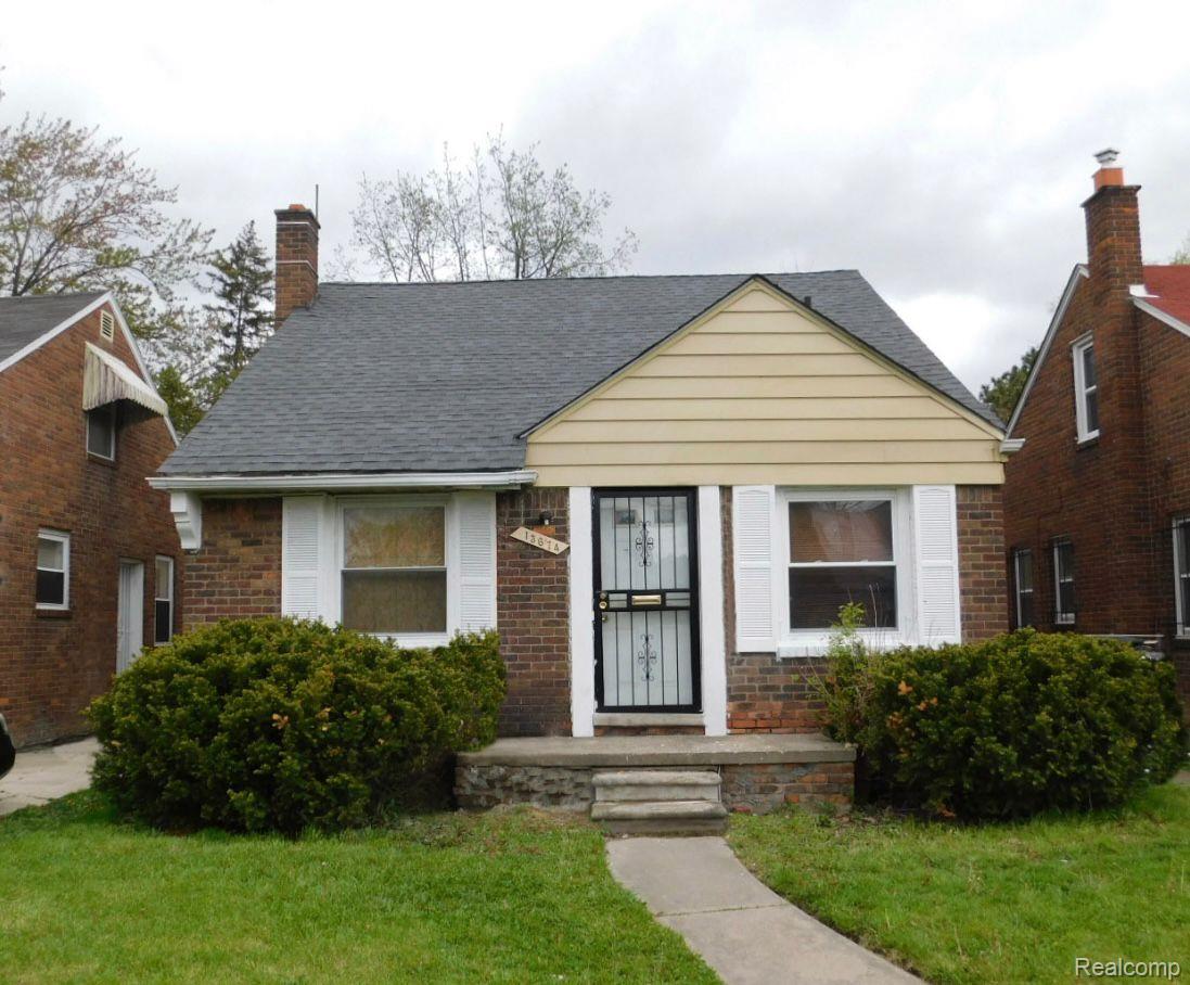 13674 WADSWORTH Street Property Photo 1