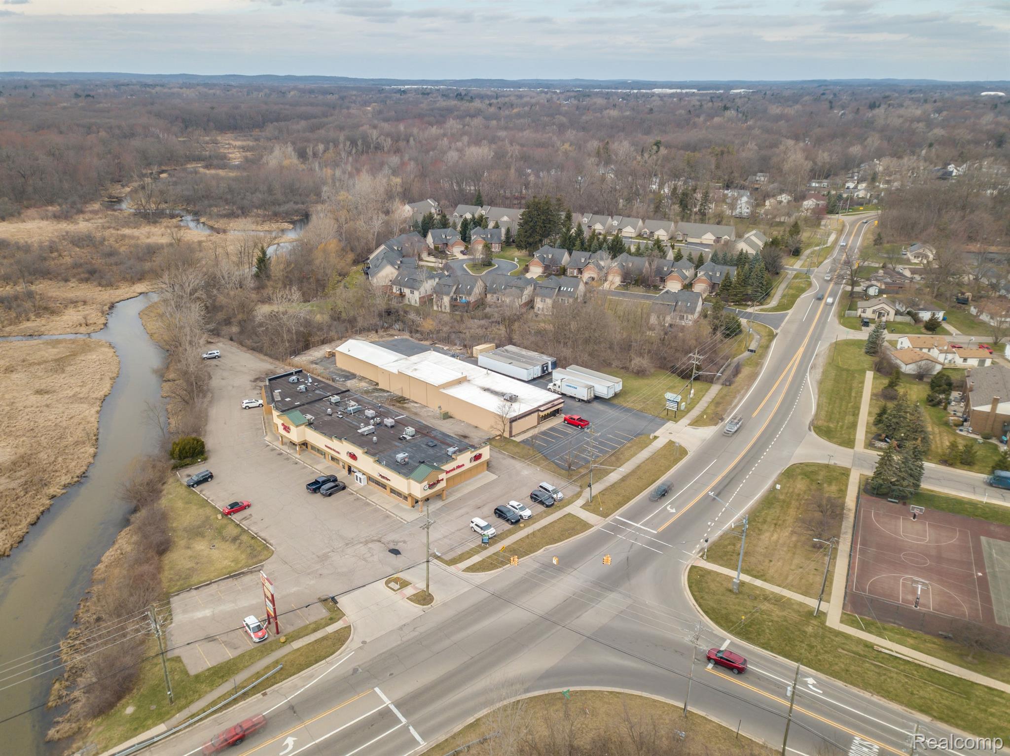 5574 Cooley Lake Road Property Photo 13