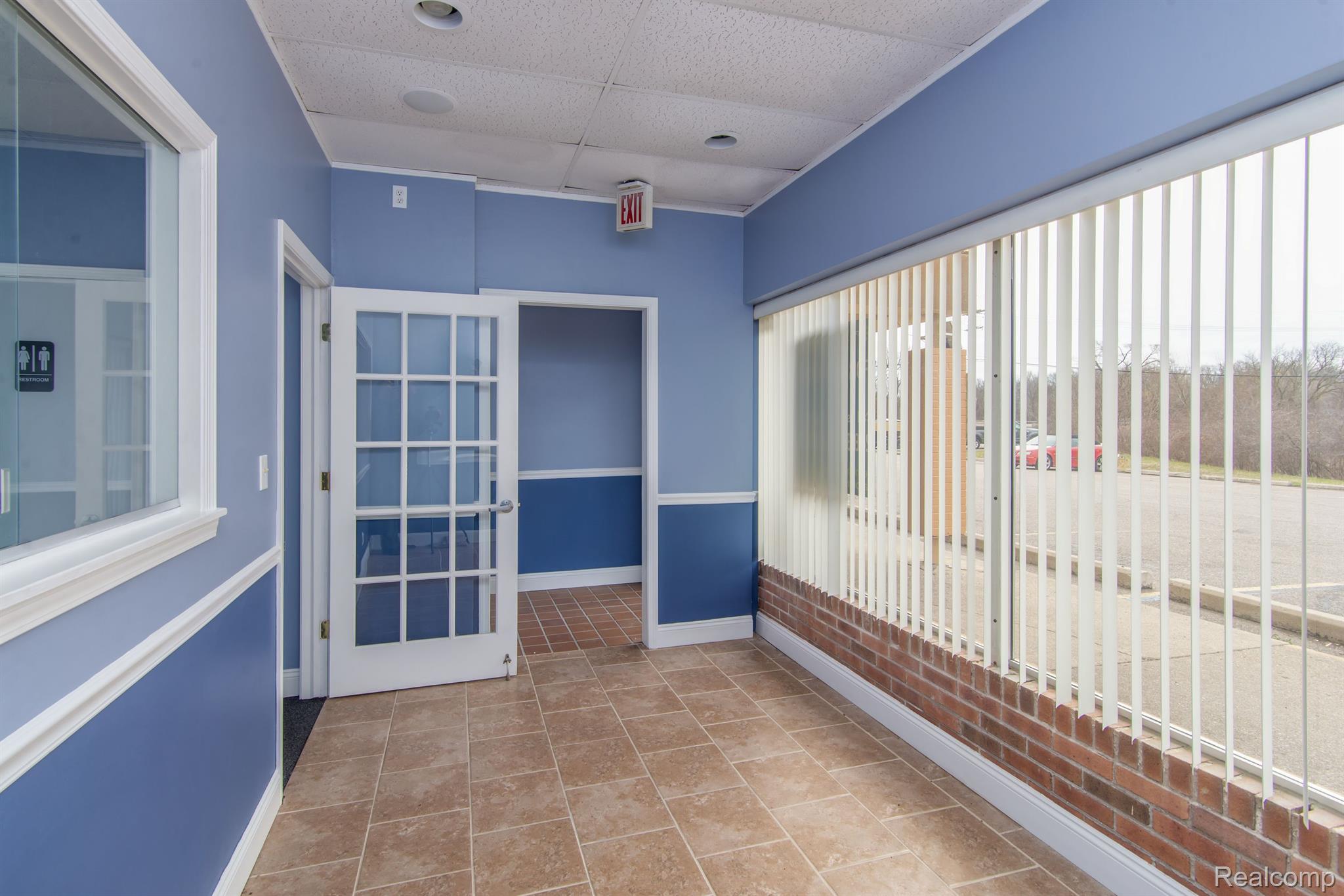 5574 Cooley Lake Road Property Photo 14