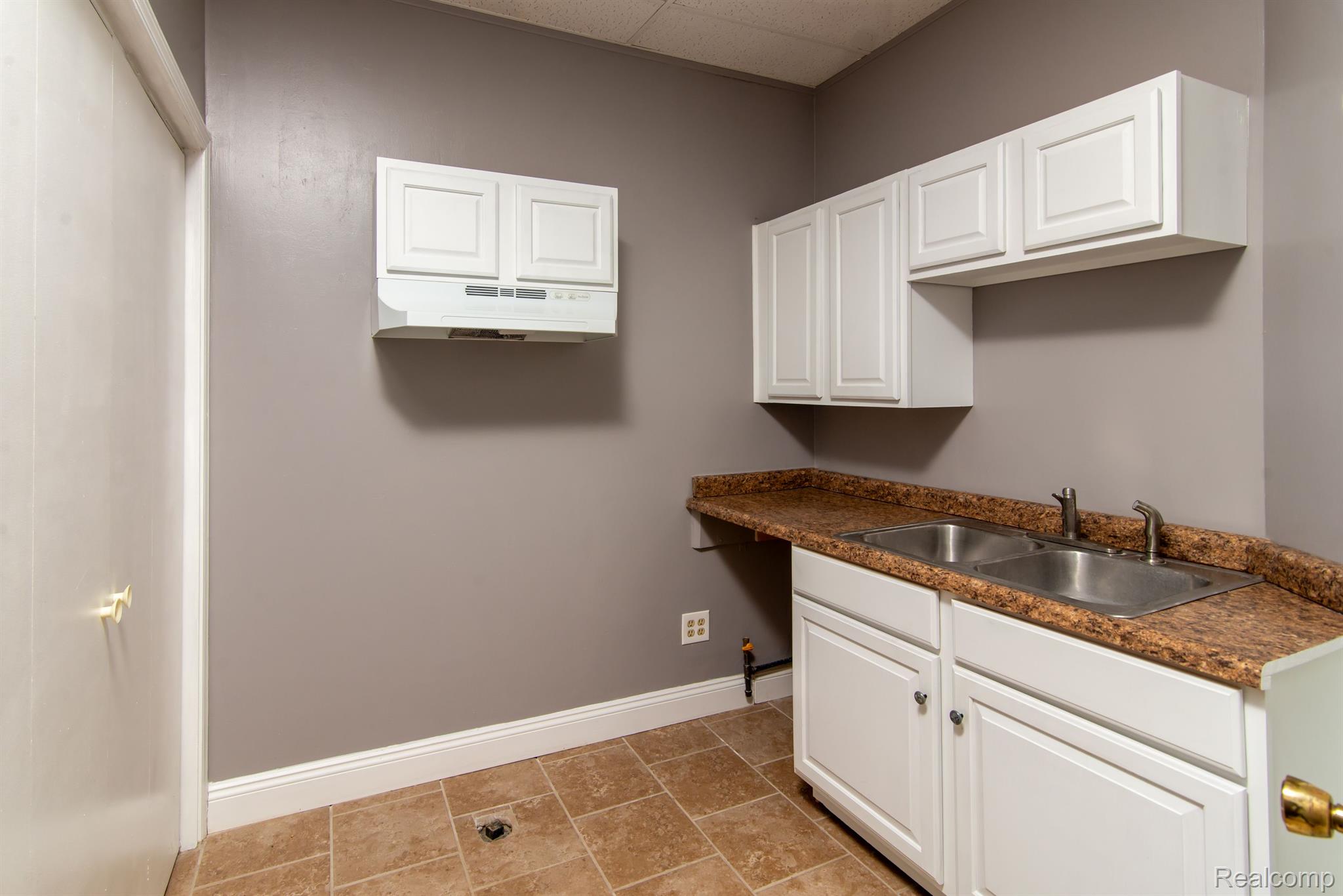 5574 Cooley Lake Road Property Photo 19