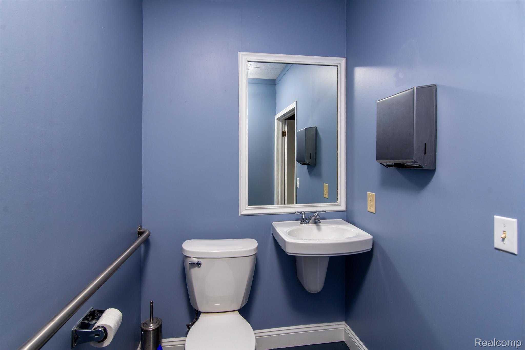 5574 Cooley Lake Road Property Photo 23