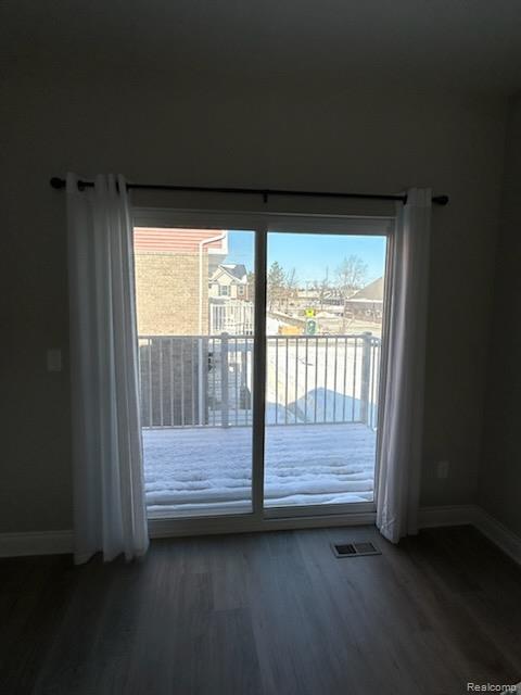 845 Canterbury Lane Property Photo 9