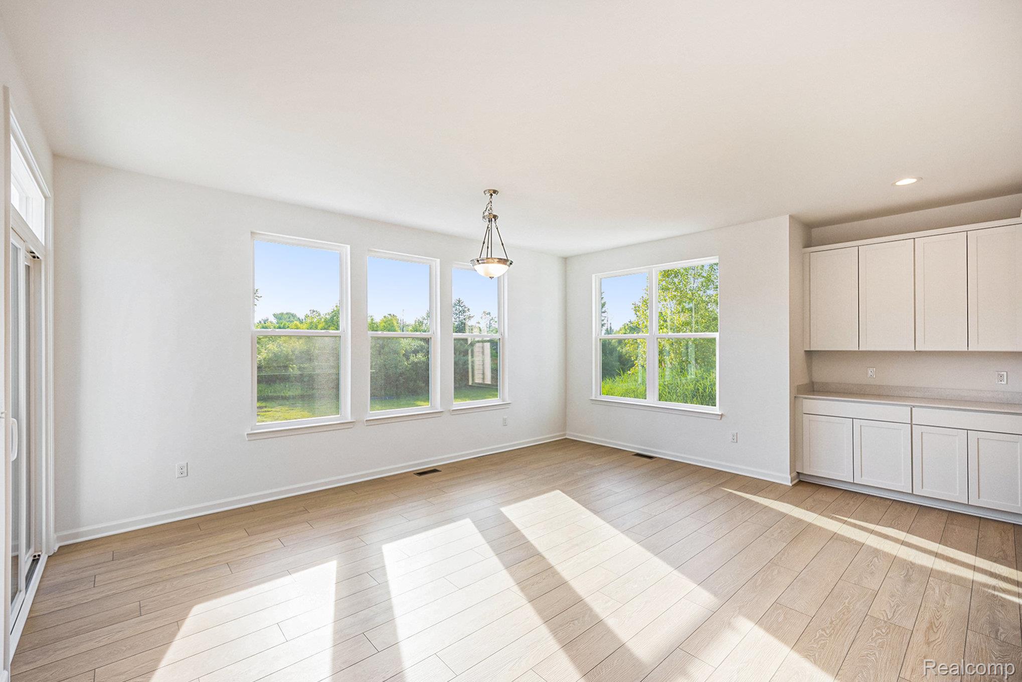 68788 Place Road Property Photo 6