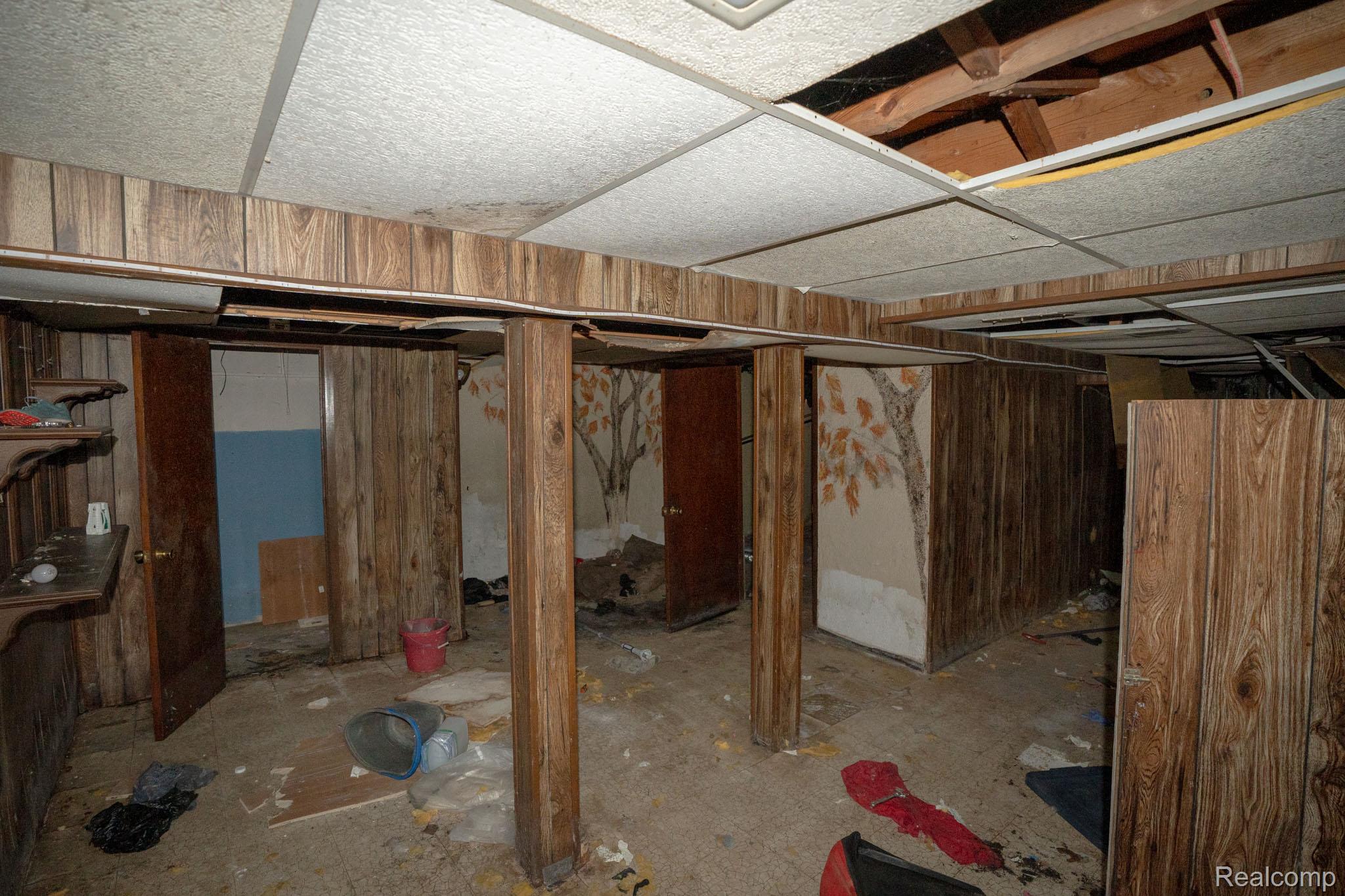 15726 Hubbell Street Property Photo 16