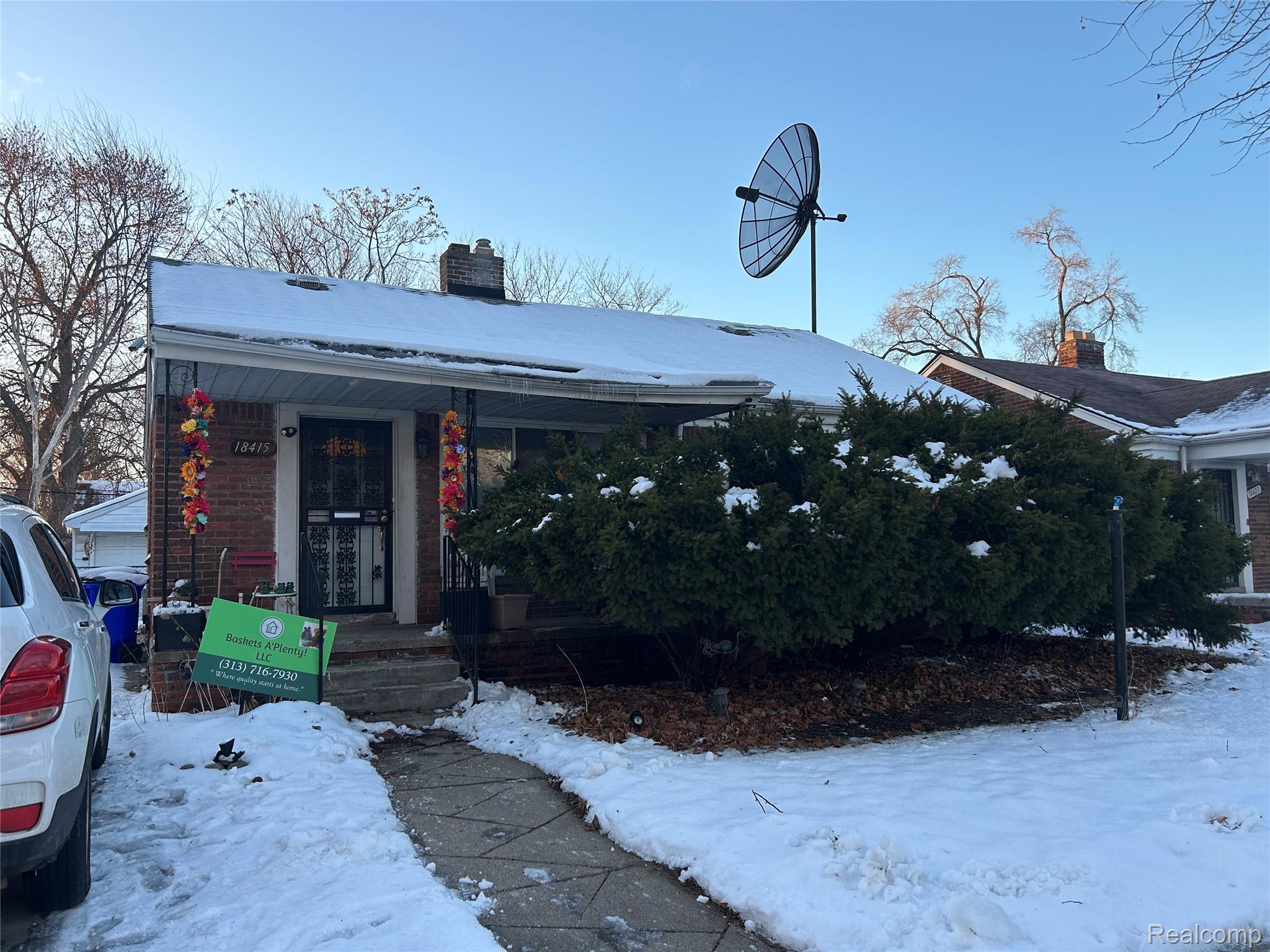 18415 Edinborough Road Property Photo 1