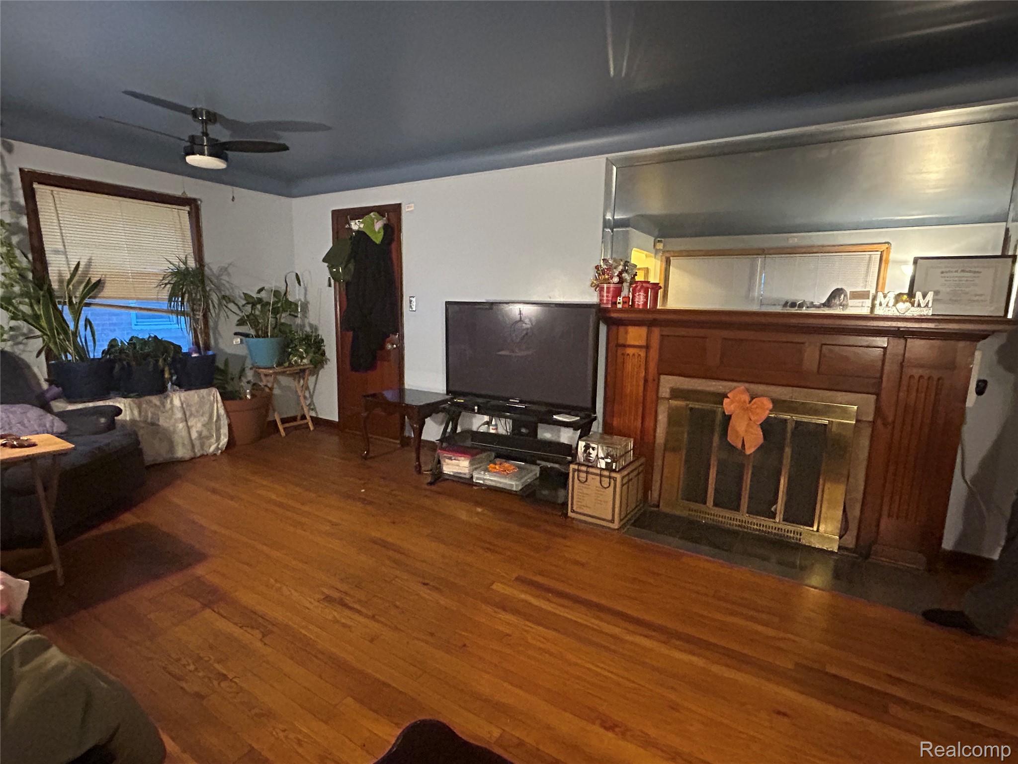 18415 Edinborough Road Property Photo 3