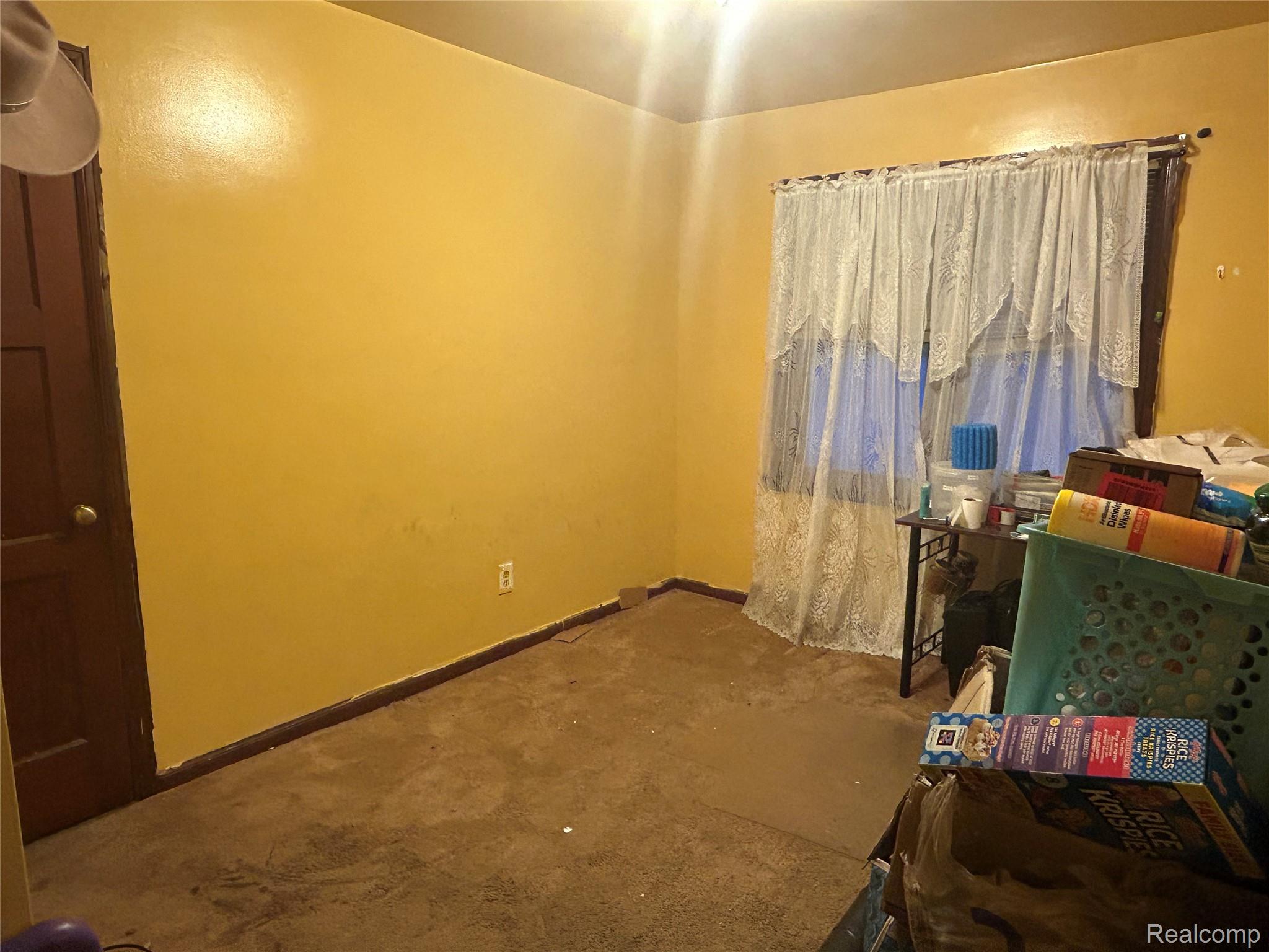 18415 Edinborough Road Property Photo 7