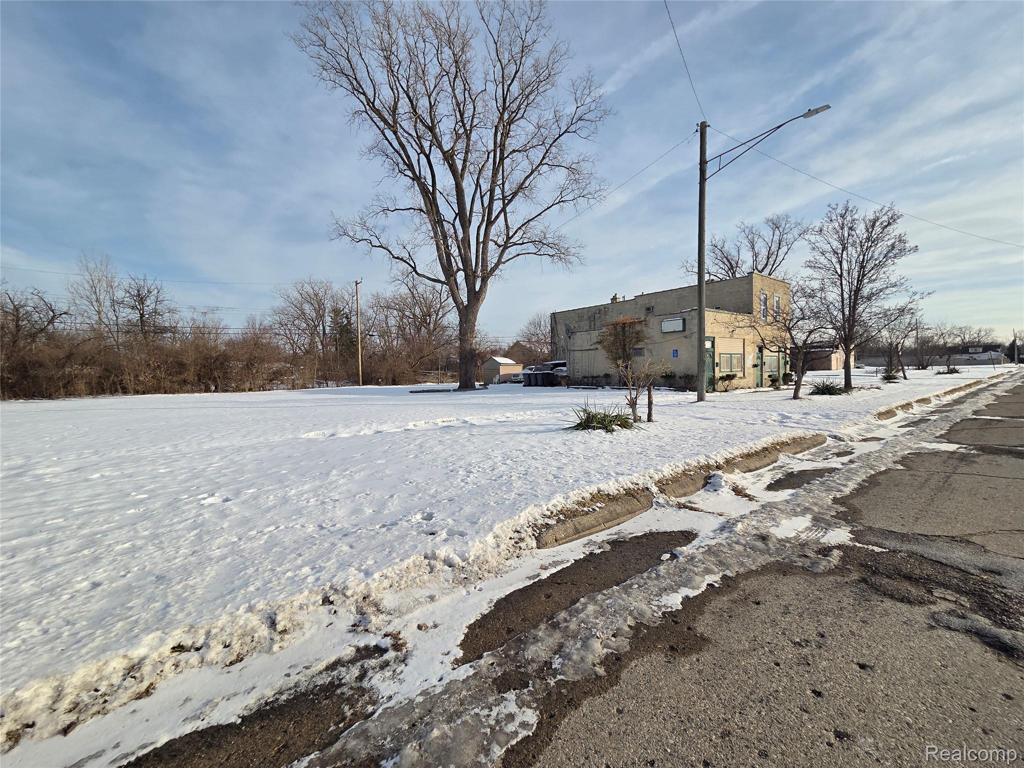 3607 Harrison Street Property Photo 4