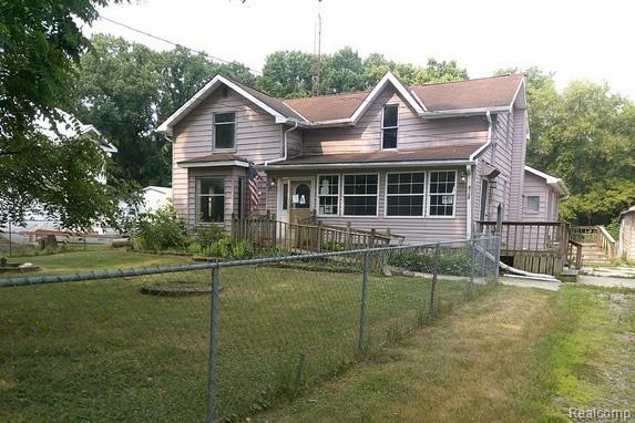 8405 N Vassar Road Property Photo 1