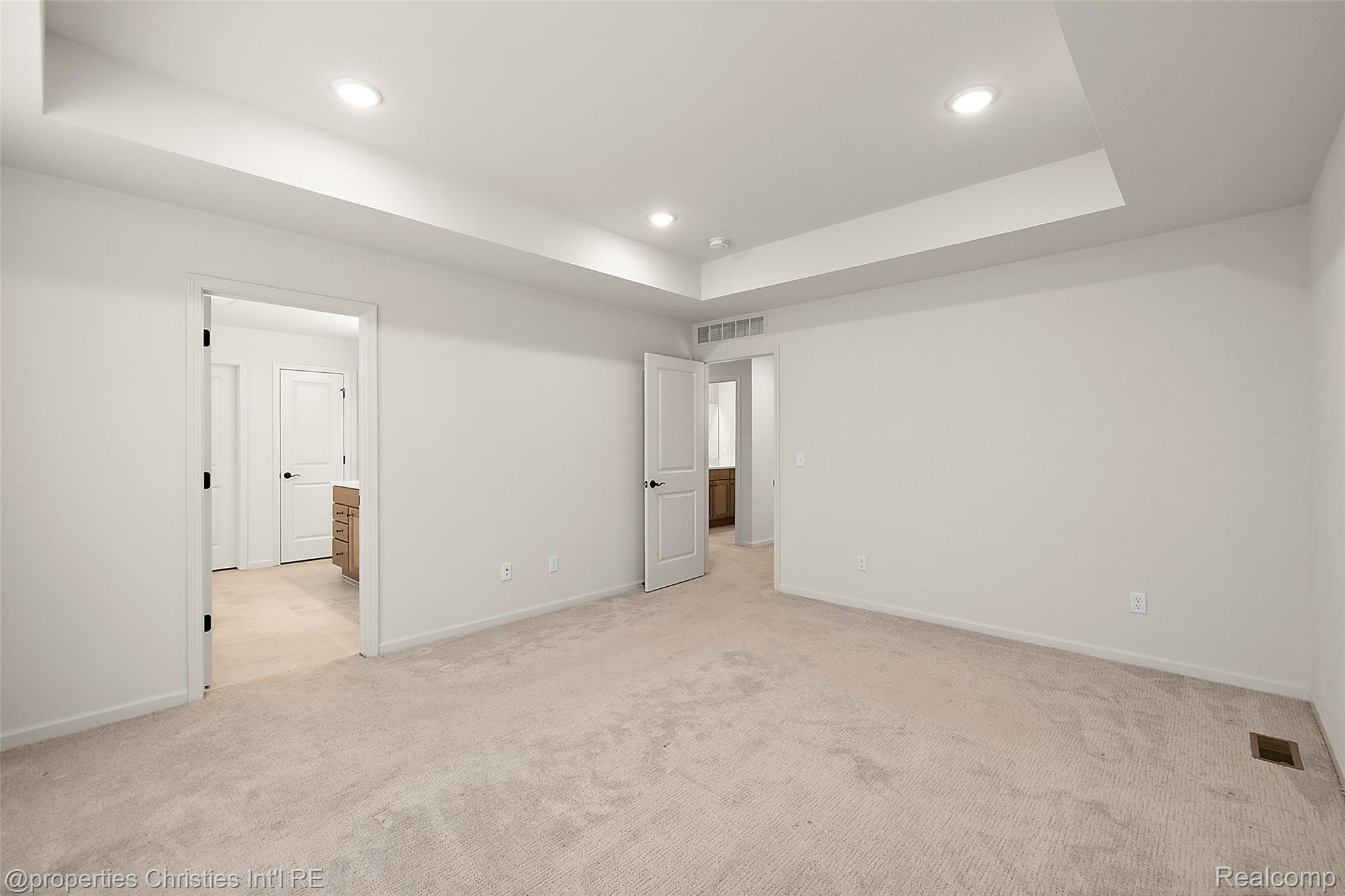 2436 Parkshore Drive Property Photo 29