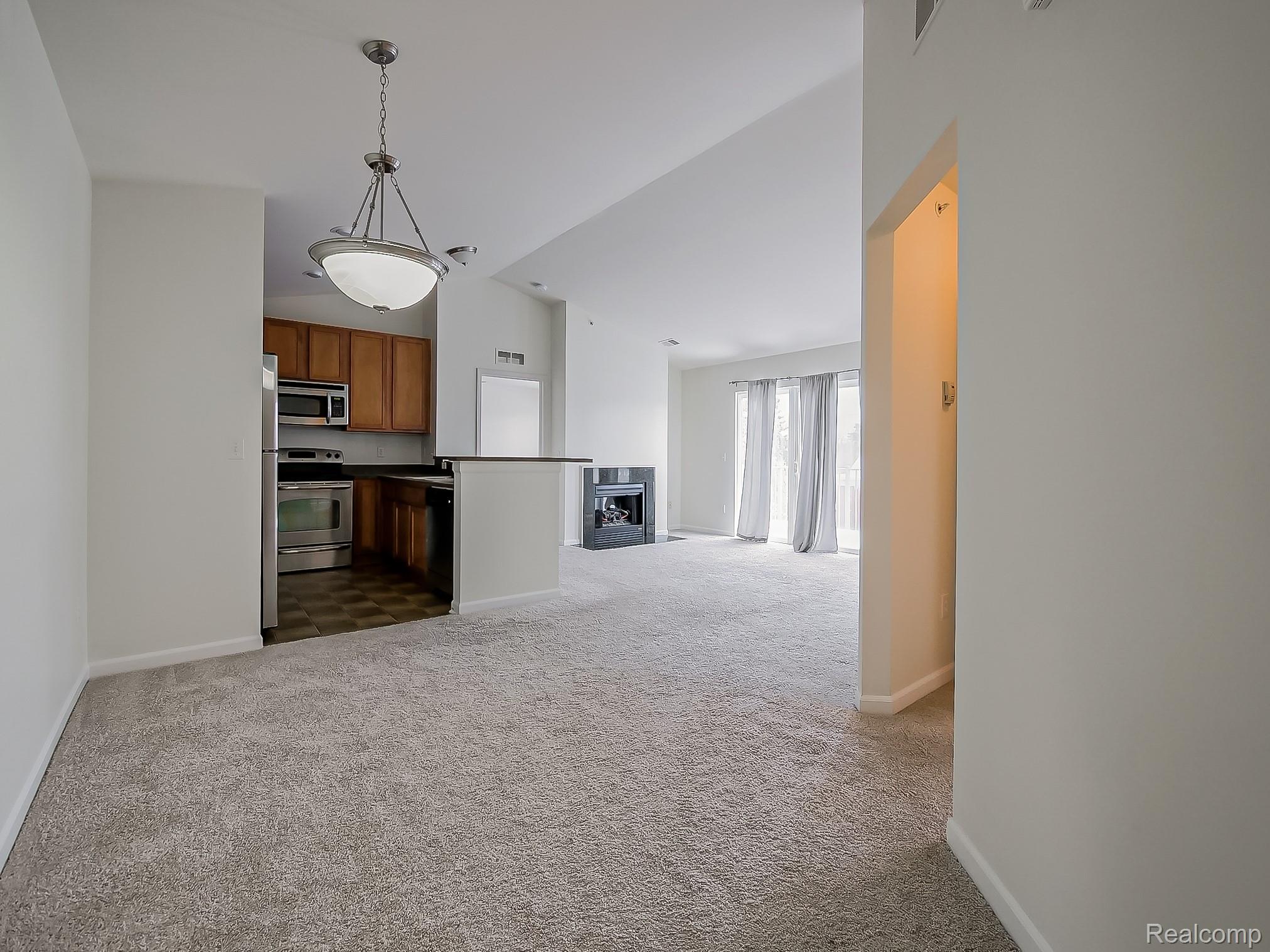 245 Wright Street Property Photo 6