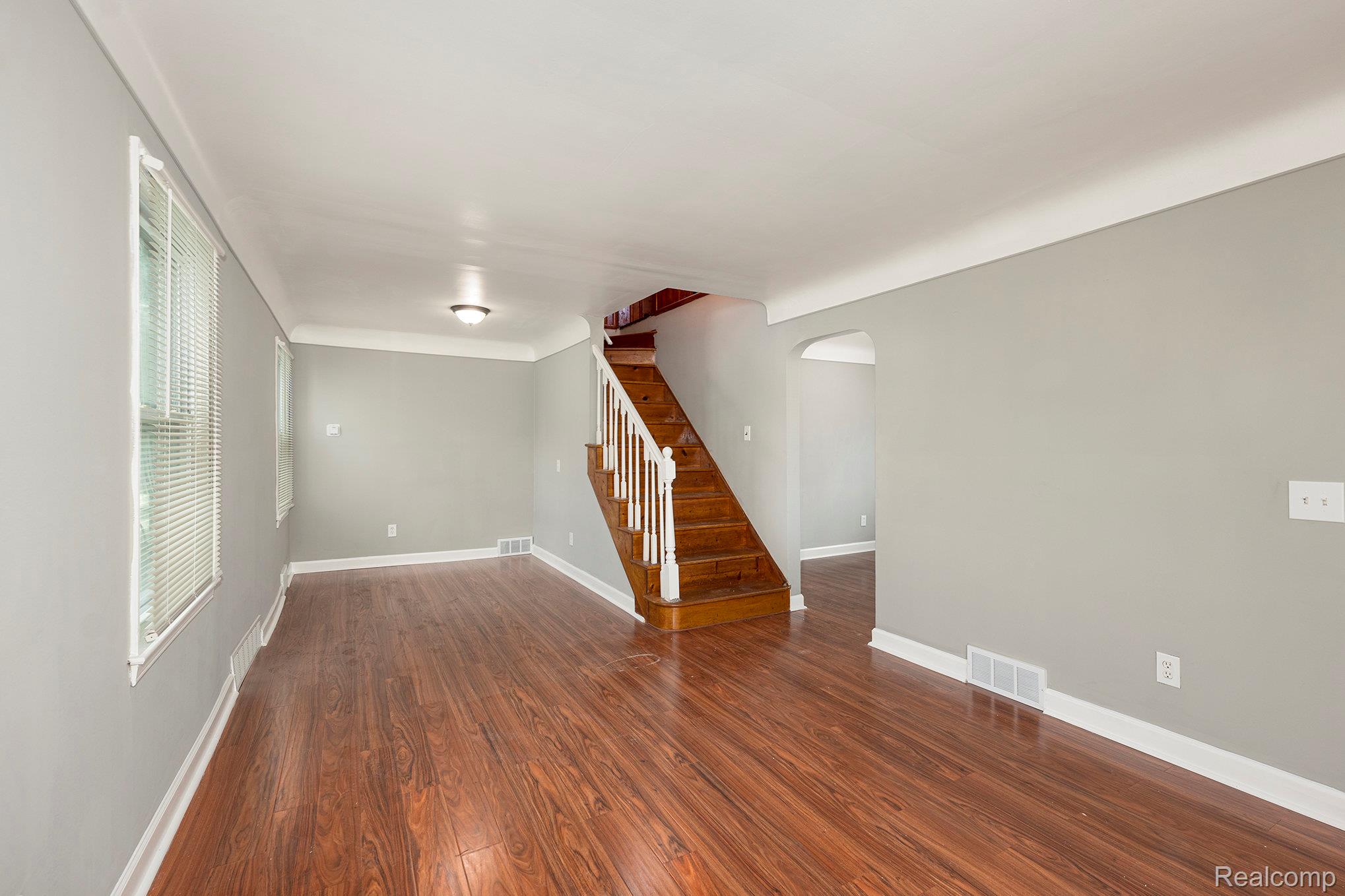 17124 Toepfer Drive Property Photo 6