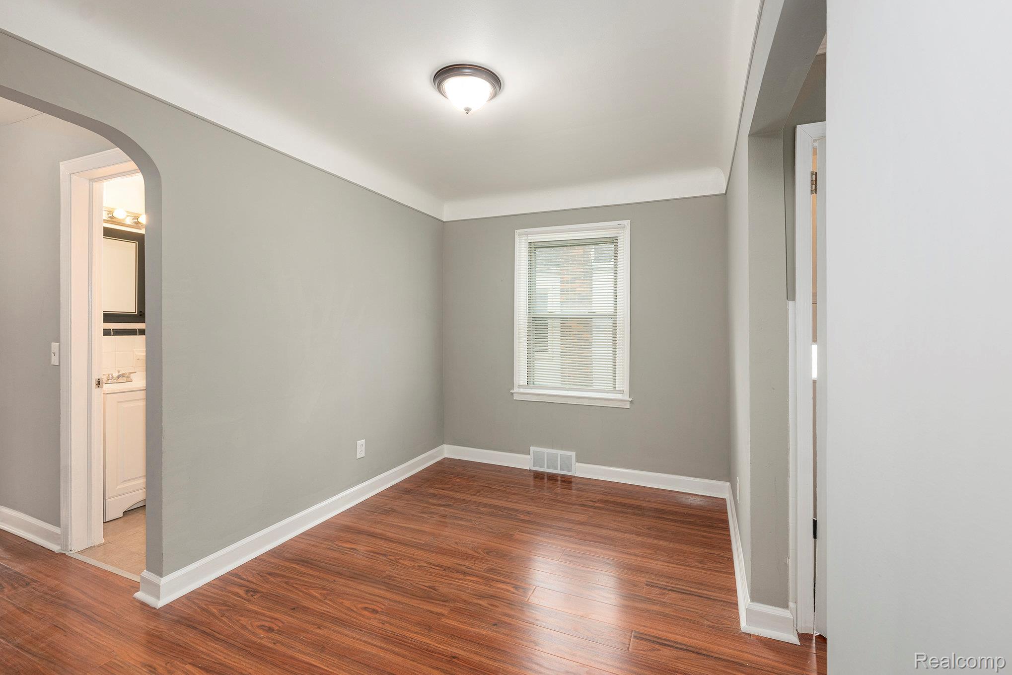 17124 Toepfer Drive Property Photo 7