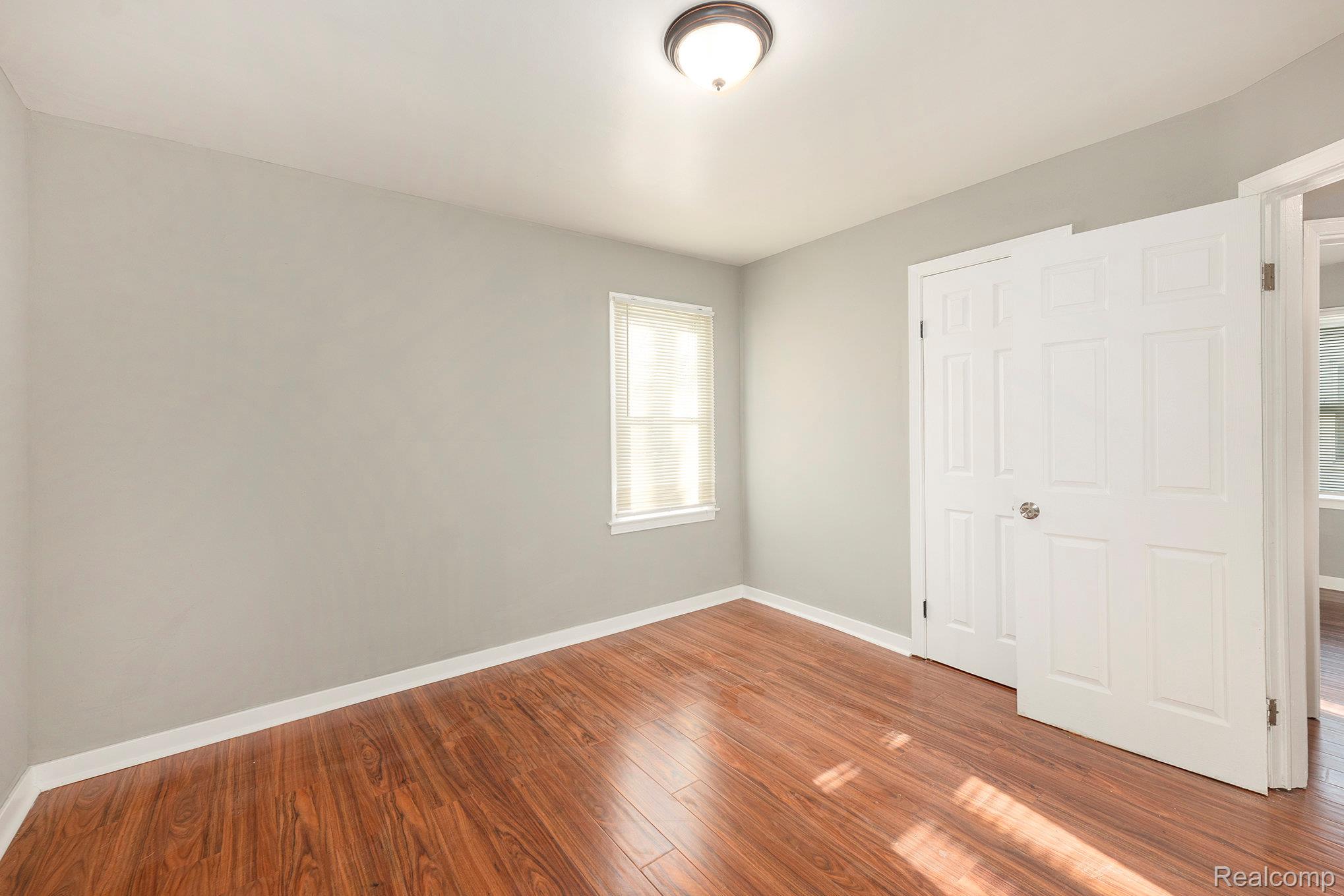 17124 Toepfer Drive Property Photo 14