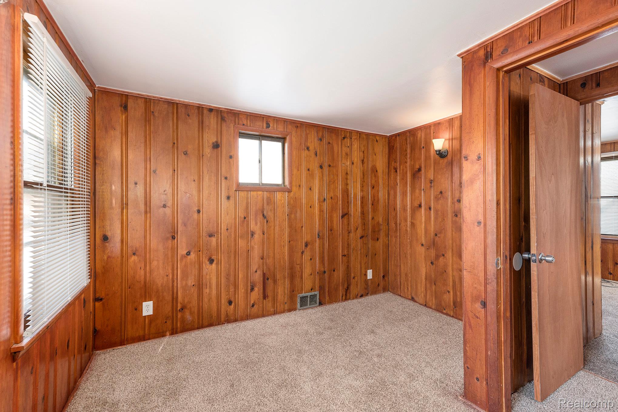 17124 Toepfer Drive Property Photo 16