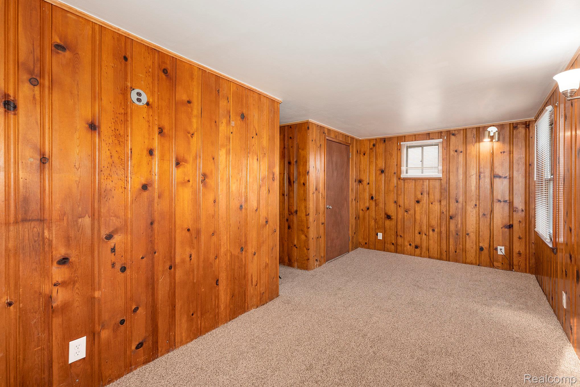 17124 Toepfer Drive Property Photo 19