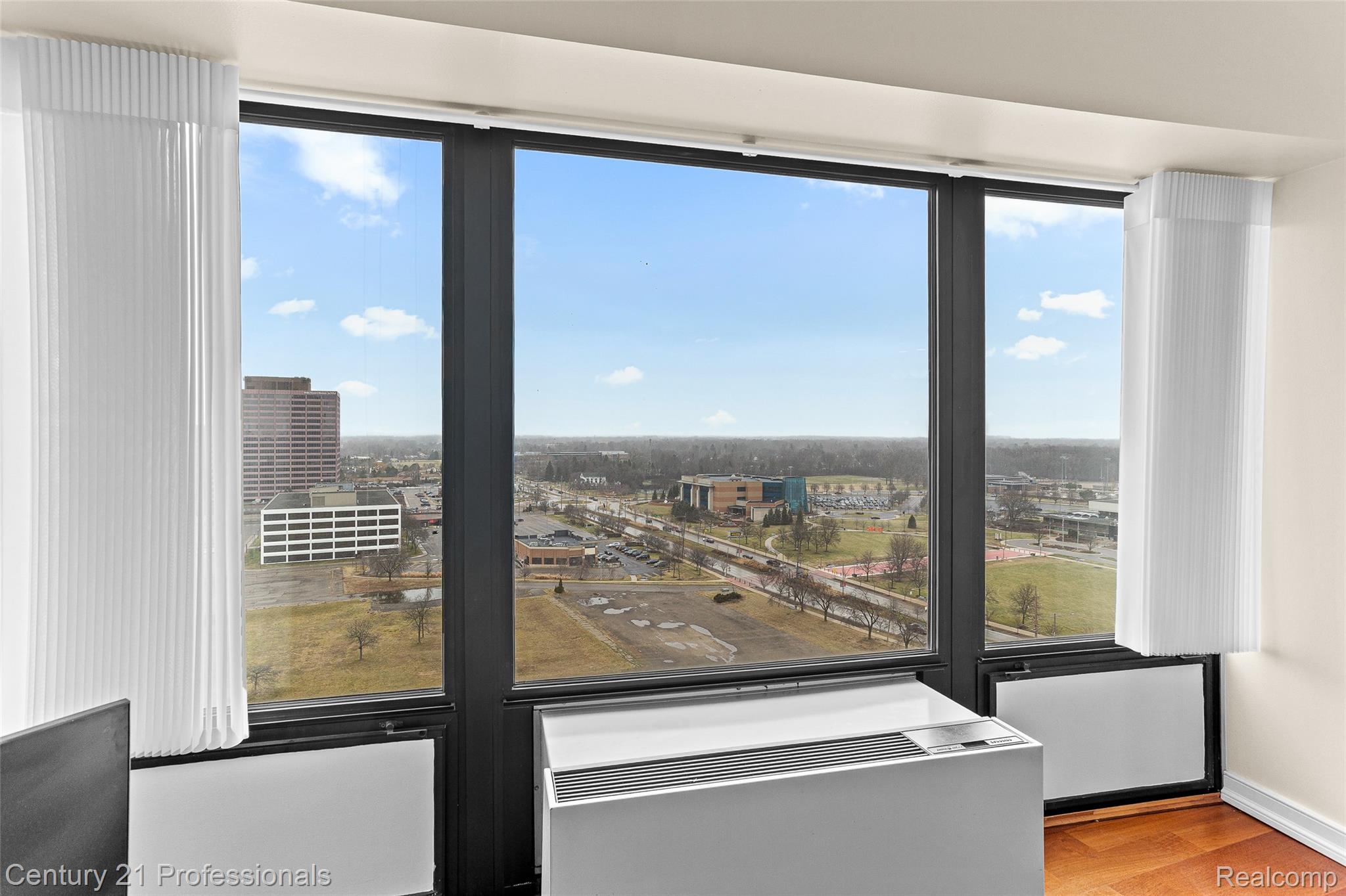 5000 Town Center 1704 Property Photo 11