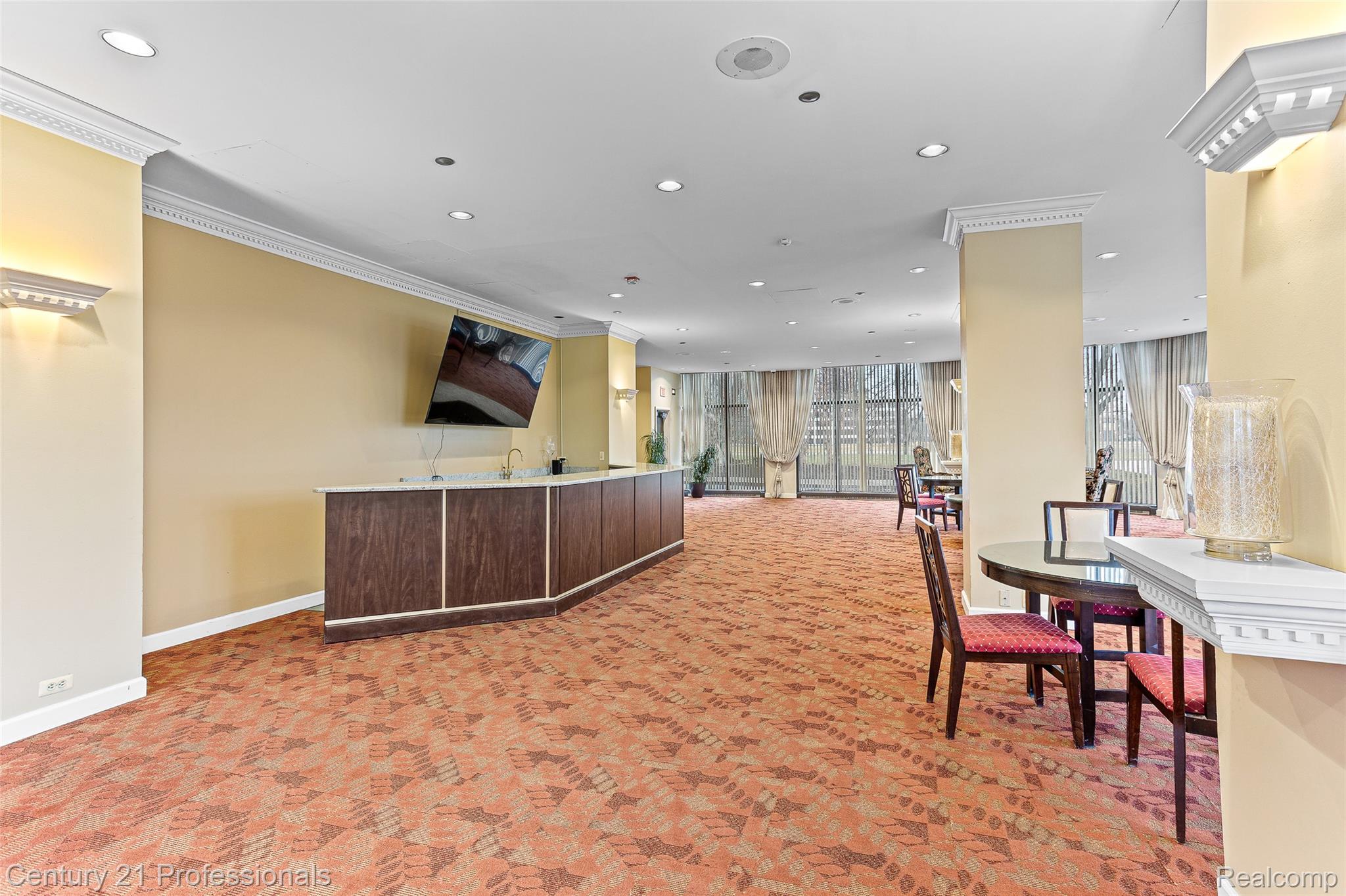 5000 Town Center 1704 Property Photo 44