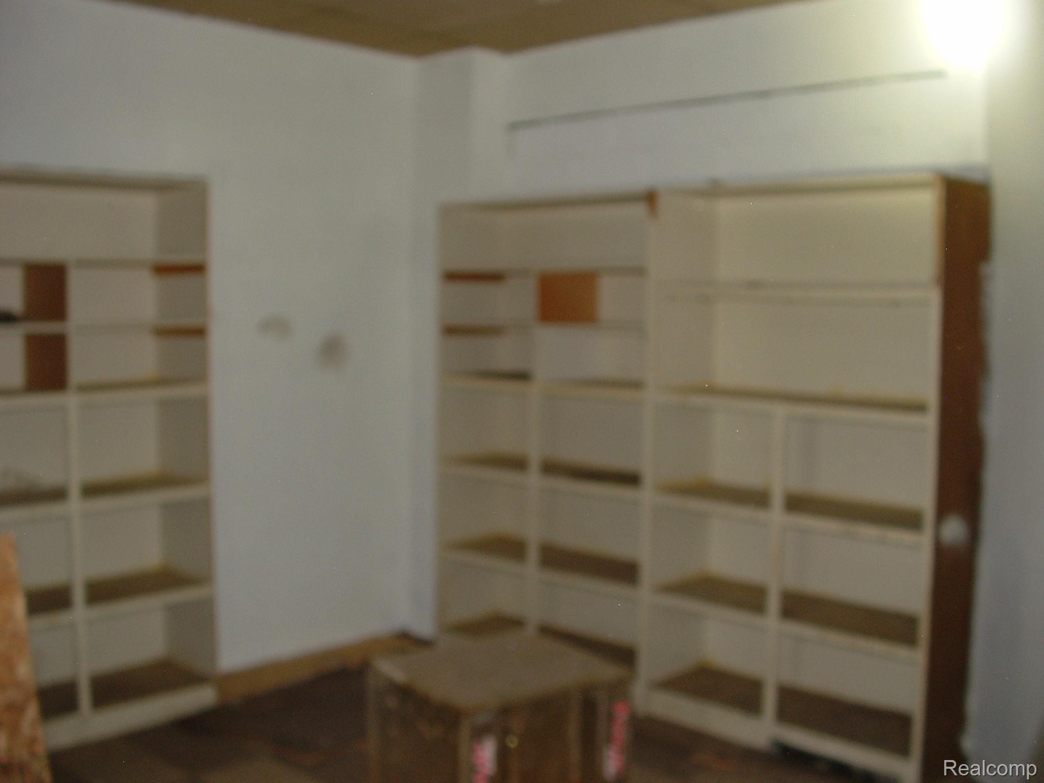 20650 Fenkell Avenue Property Photo 6